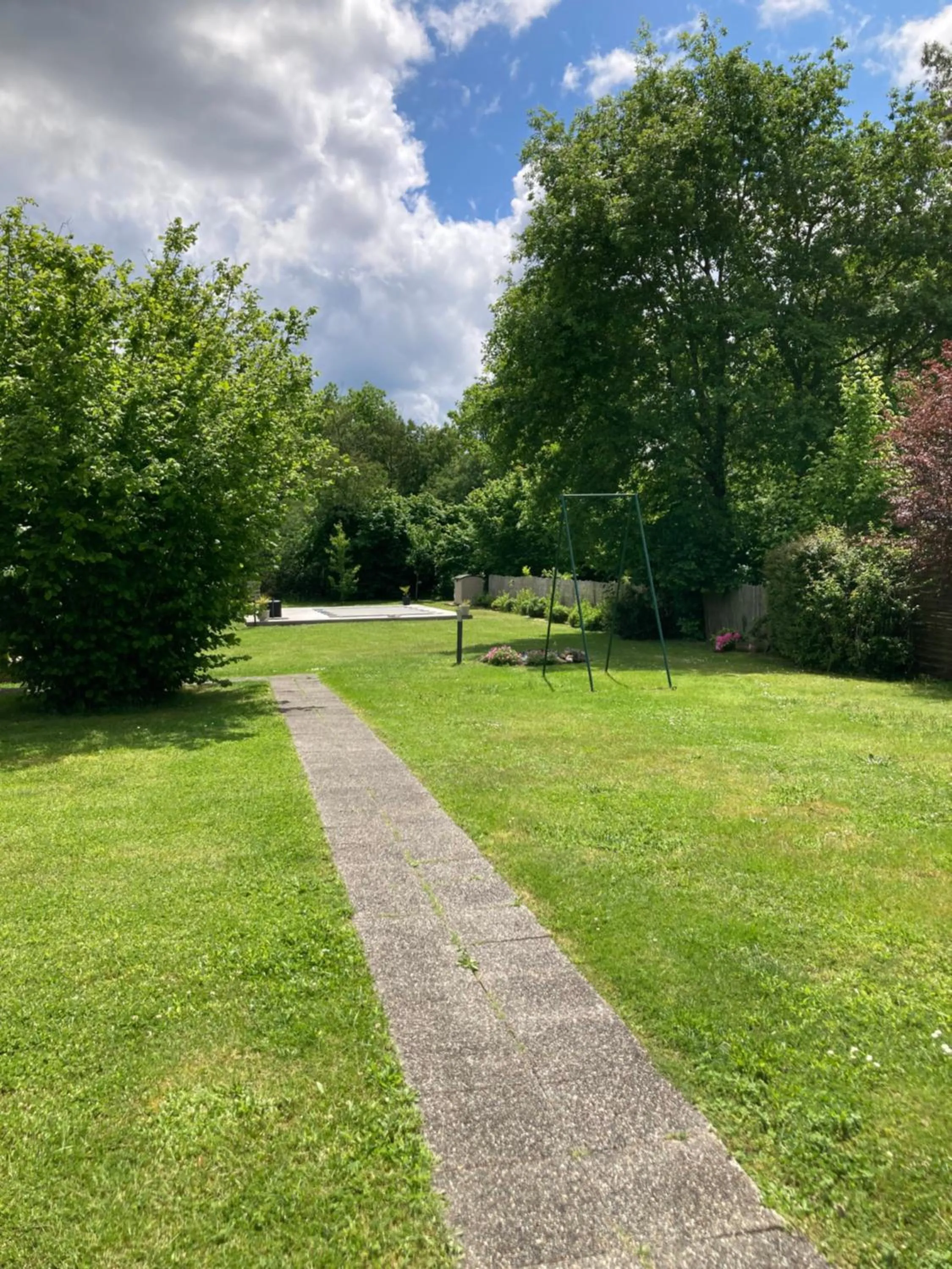 Garden in Crisalys Chambres d'Hôtes