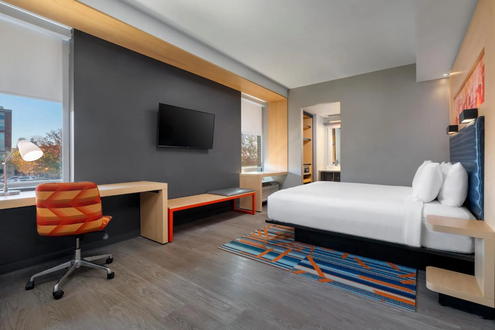 Bed in Aloft Columbia Downtown