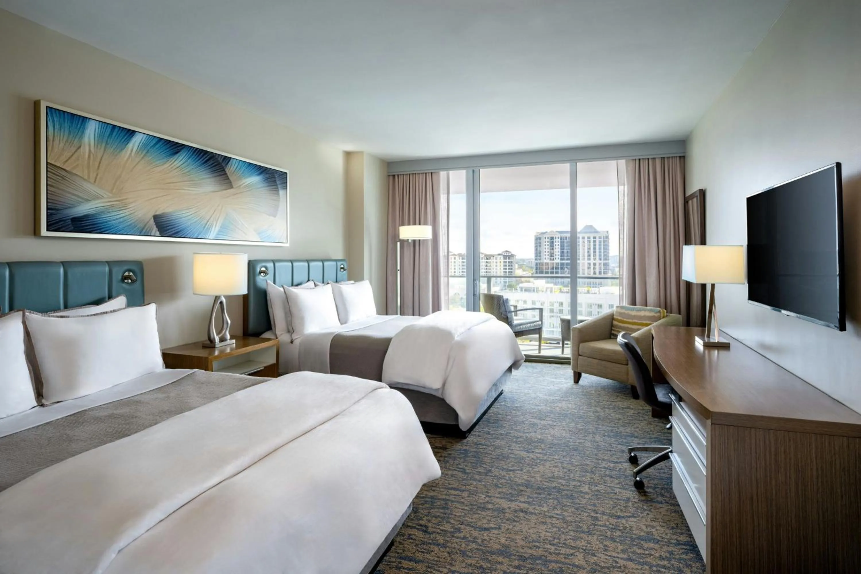 Photo of the whole room, Bed in The Westin Sarasota