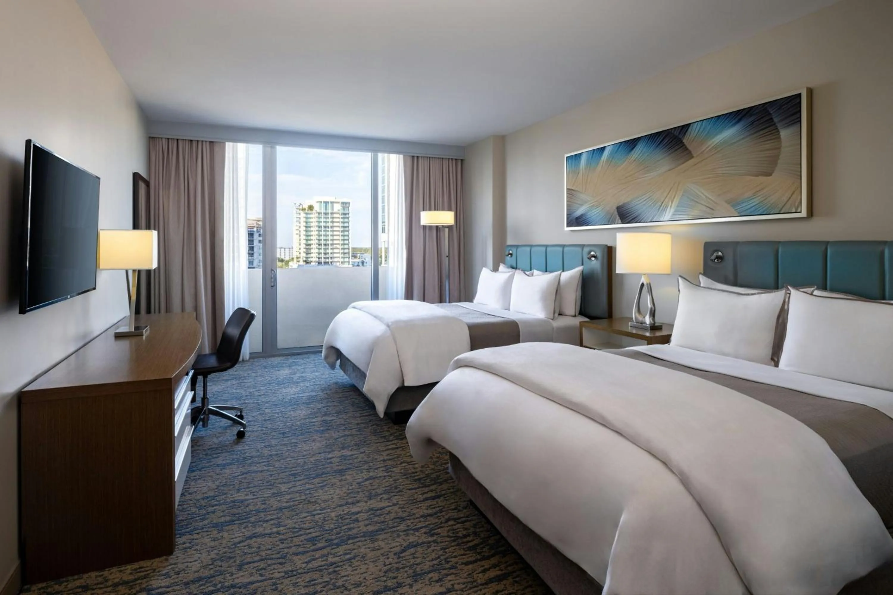 Photo of the whole room, Bed in The Westin Sarasota