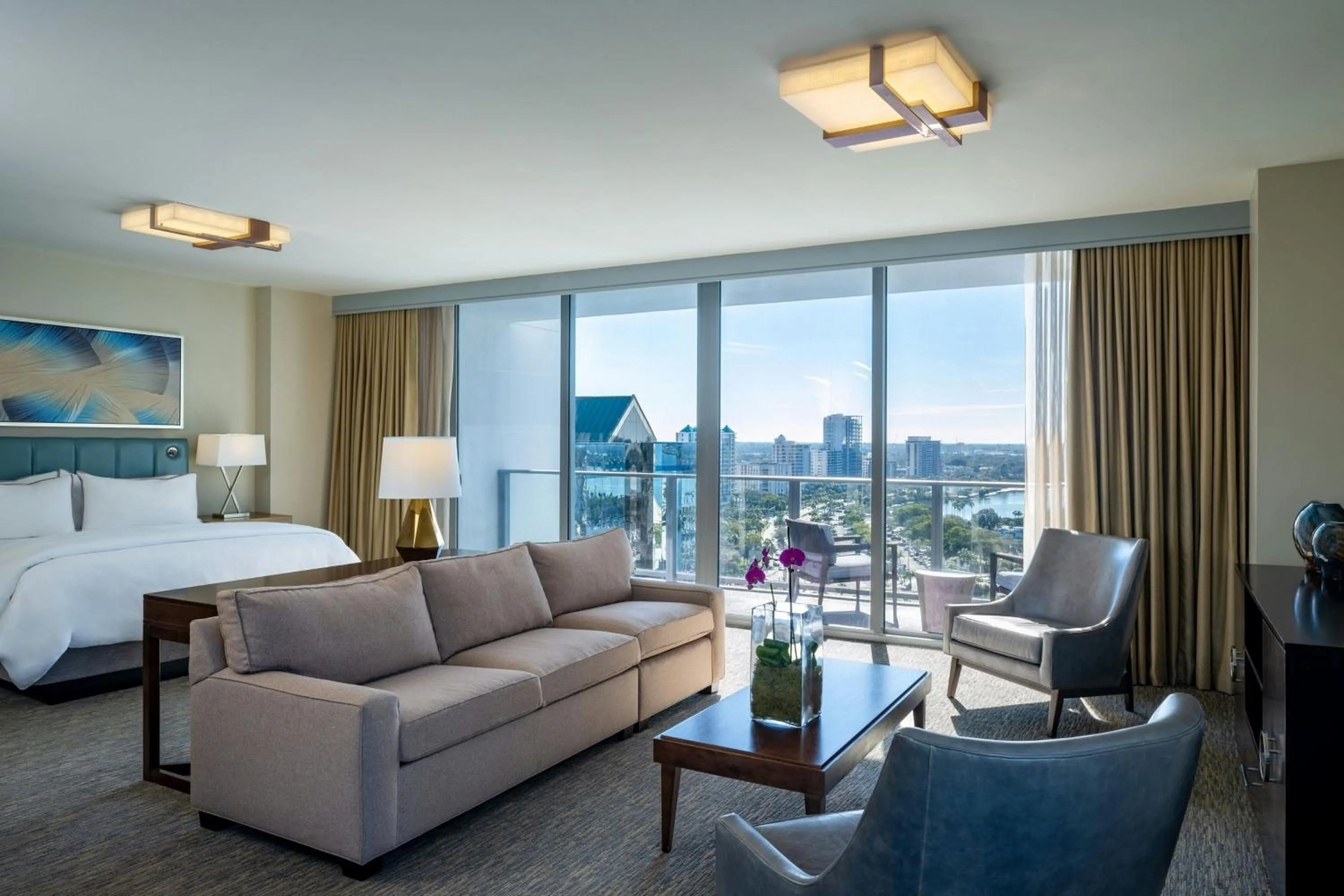 Living room, Bed in The Westin Sarasota