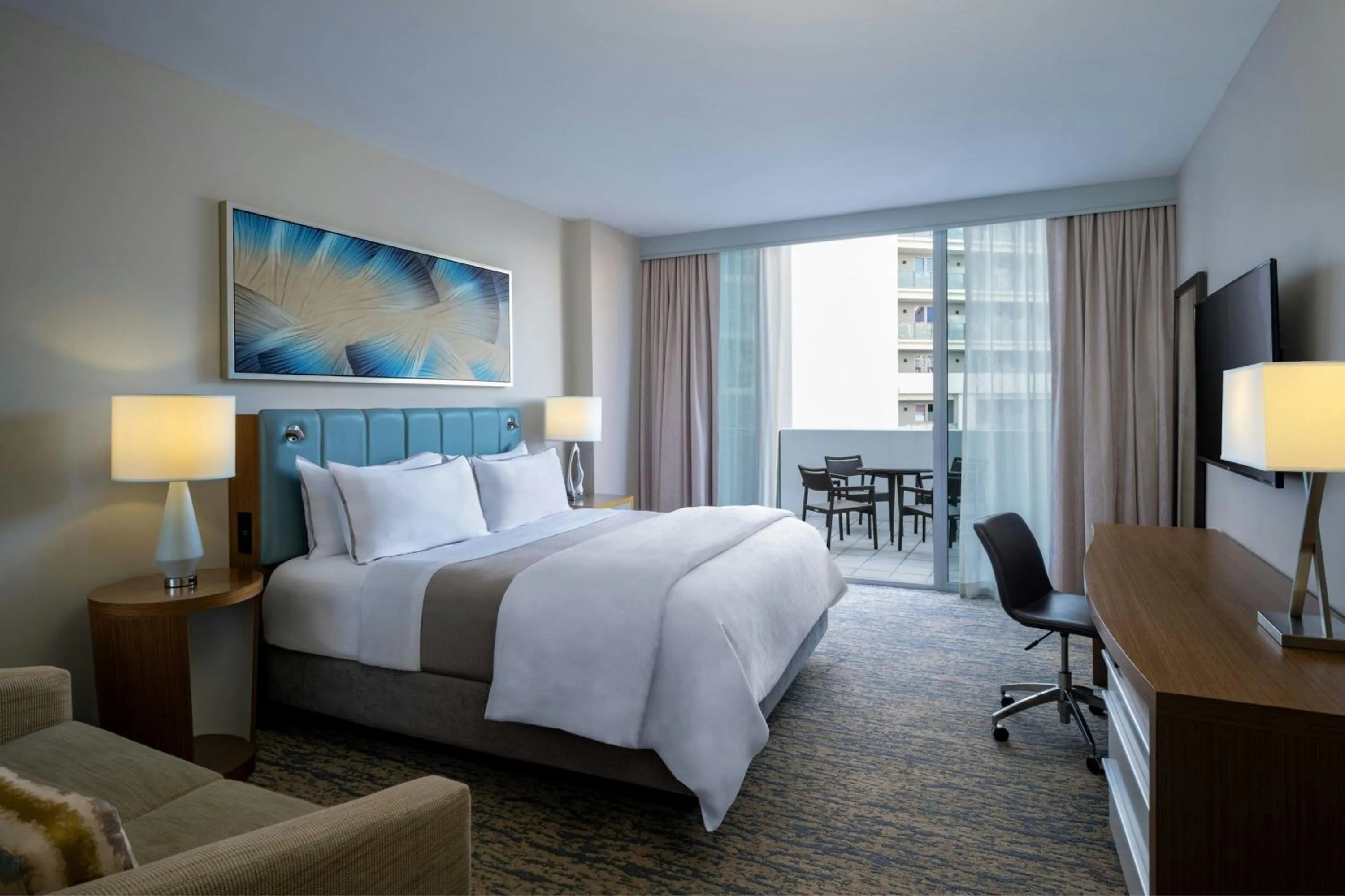 Photo of the whole room, Bed in The Westin Sarasota