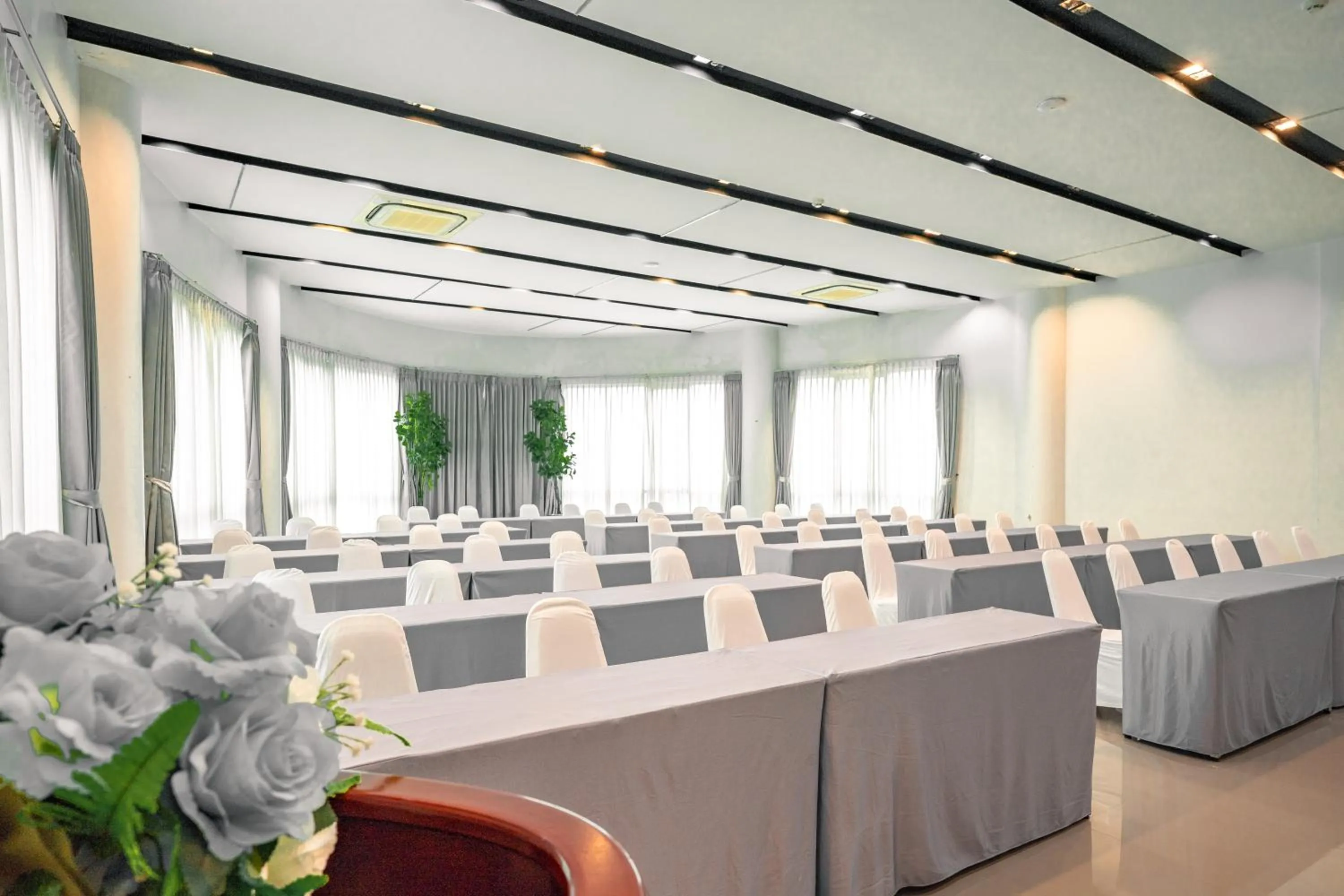 Meeting/conference room in The Galla Hotel