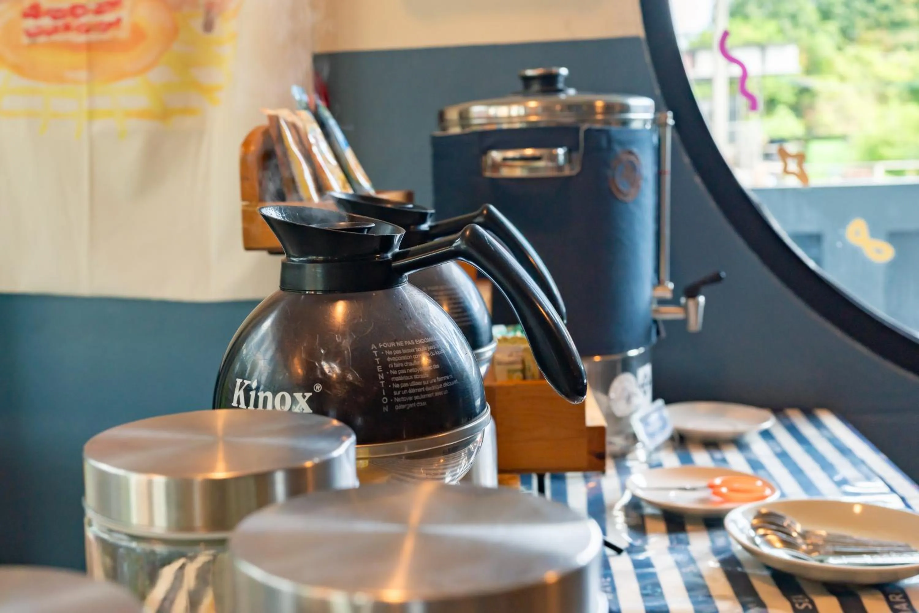 Coffee/tea facilities in The Galla Hotel