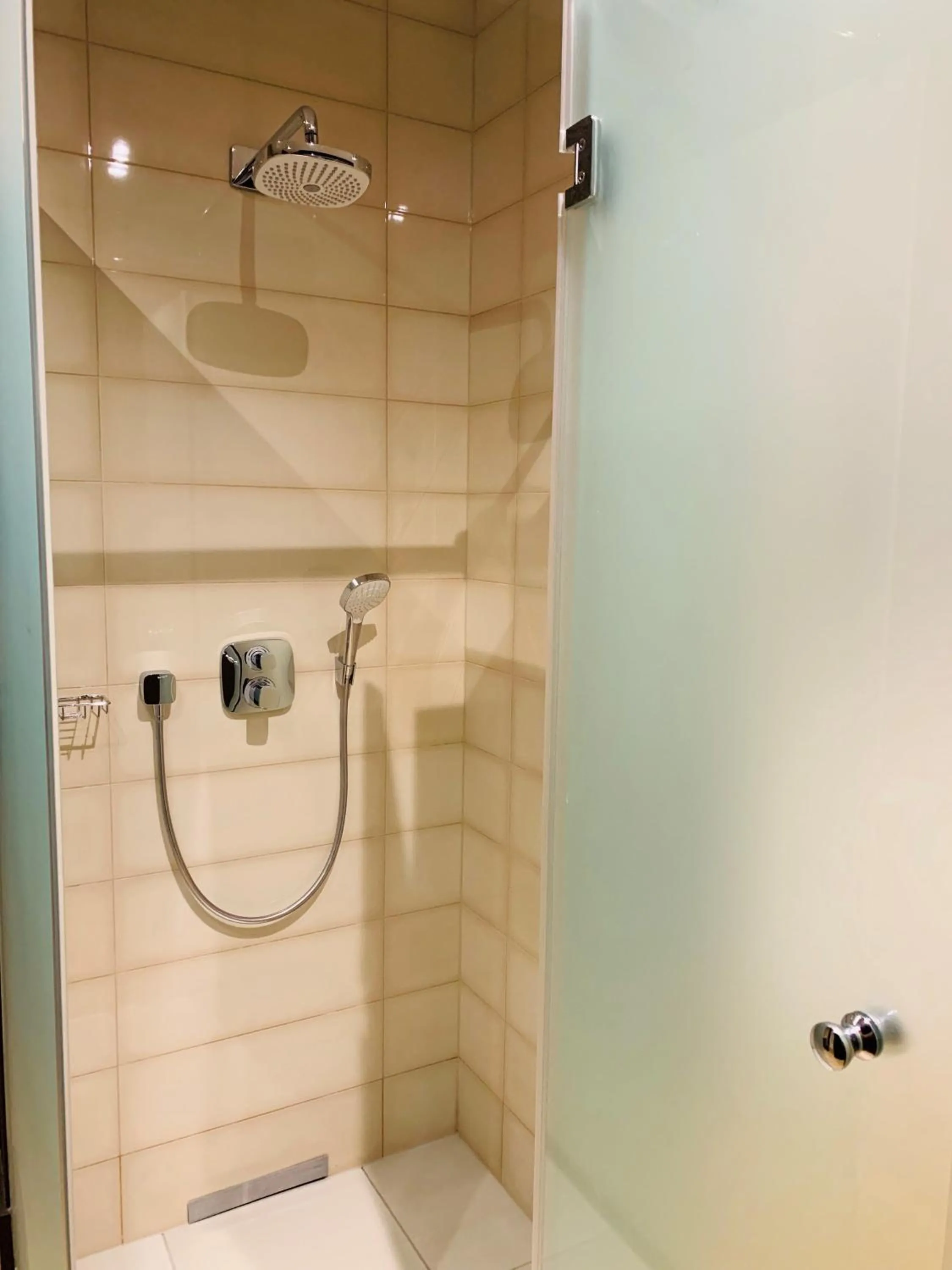 Bathroom in The Loft Budapest