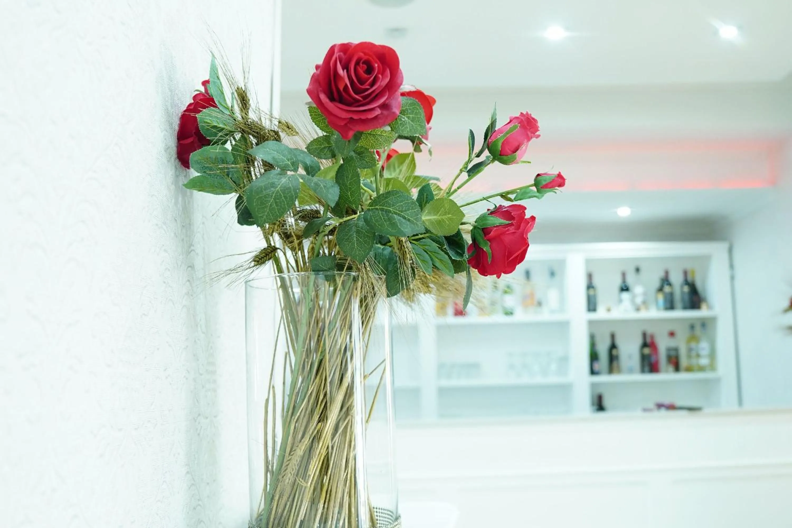 Lounge or bar in Bee Queen Hotel