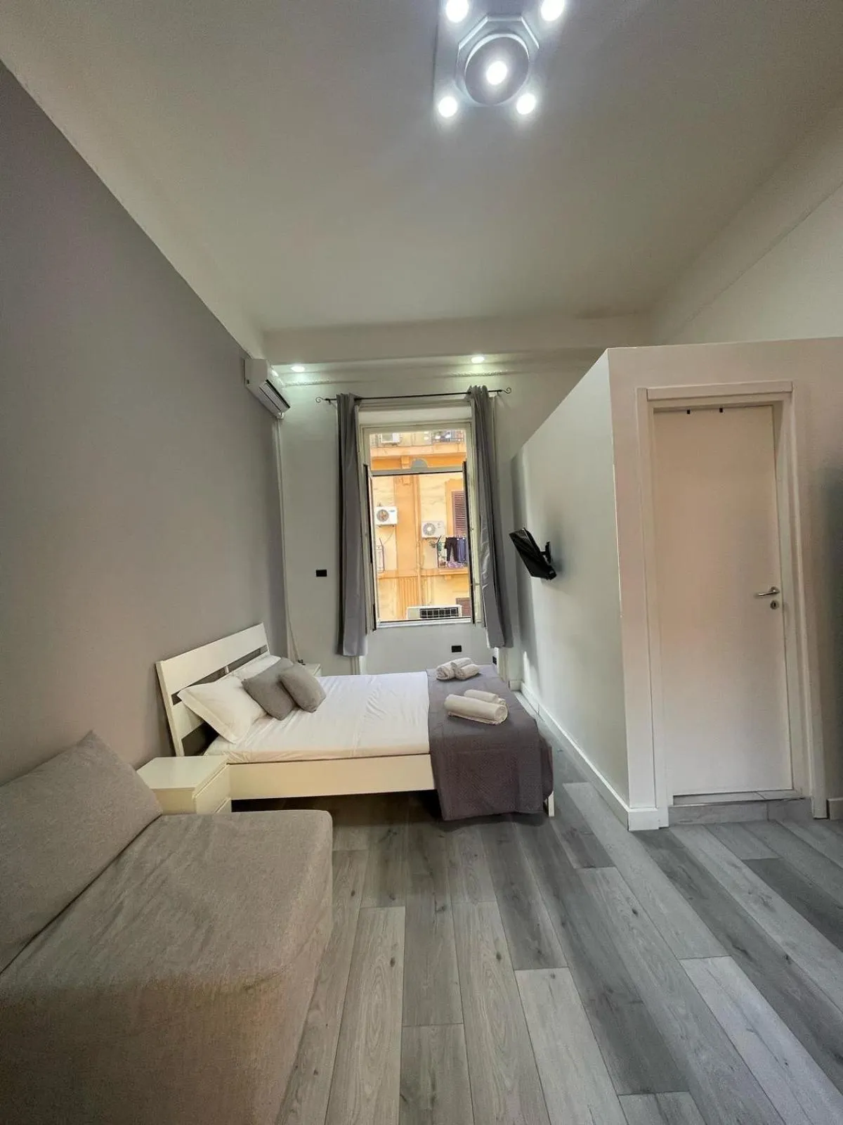 Bed in B&B San Ferdinando Napoli