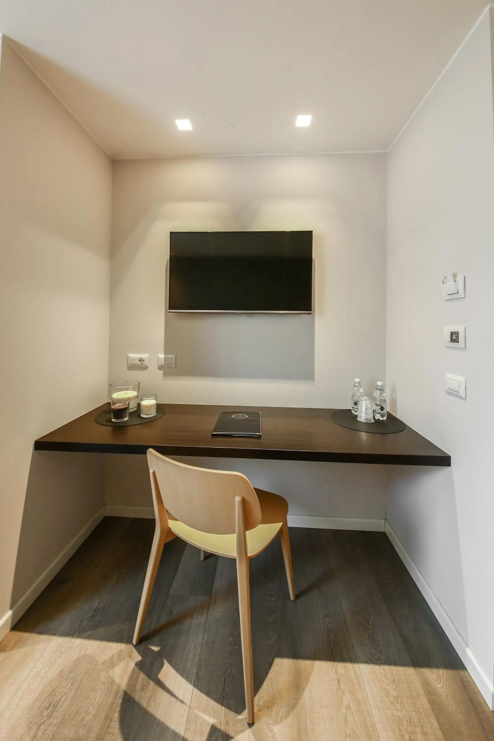 Seating area in La Bella Modena