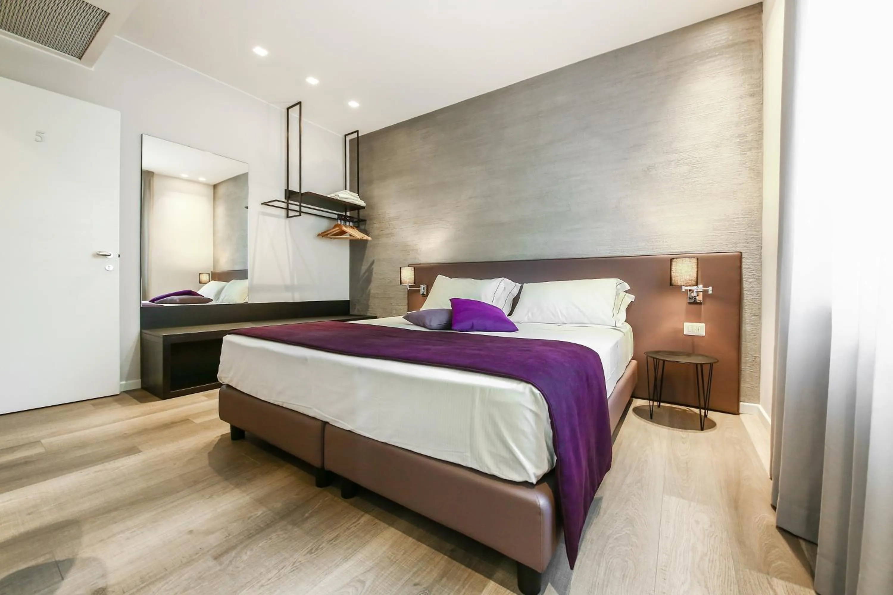 Photo of the whole room, Bed in La Bella Modena