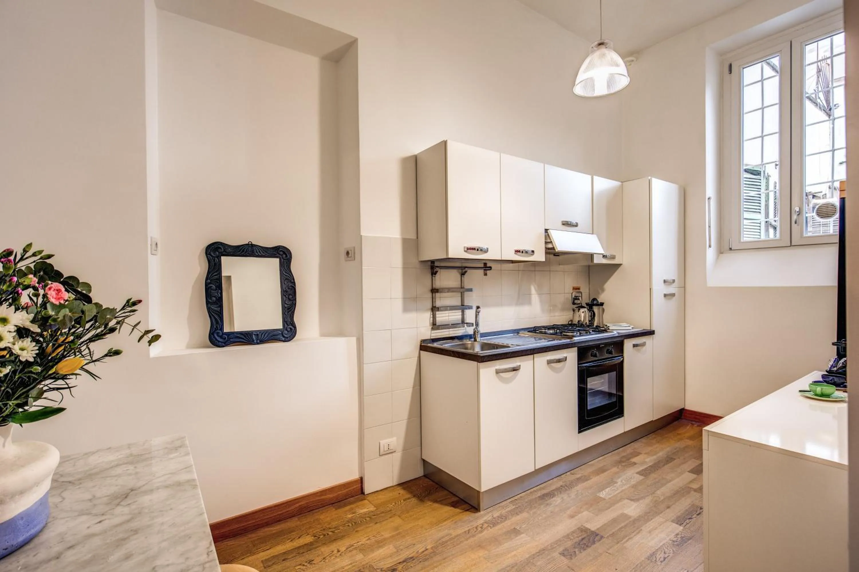 Kitchen or kitchenette in Dopodomani Suite