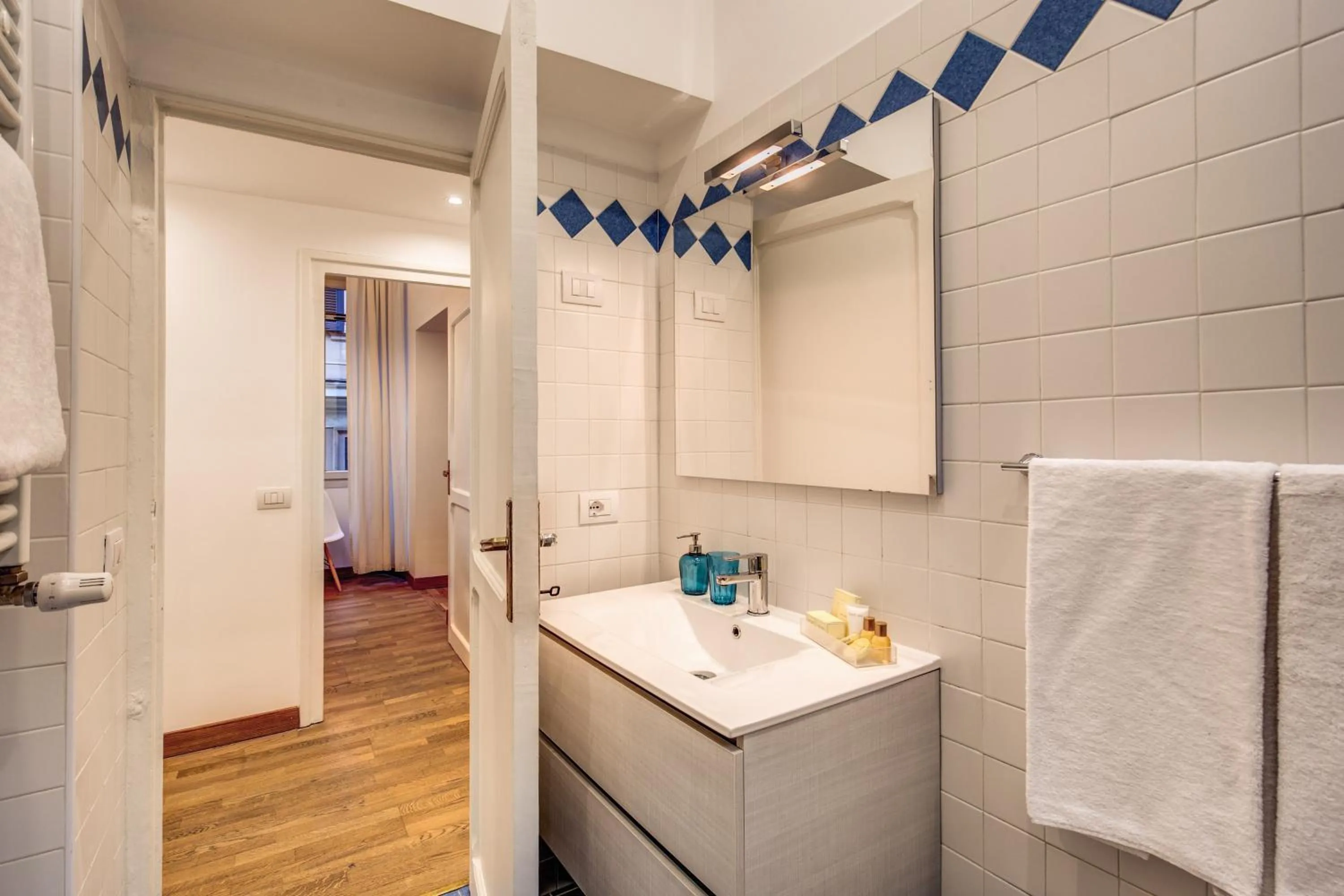 Bathroom in Dopodomani Suite