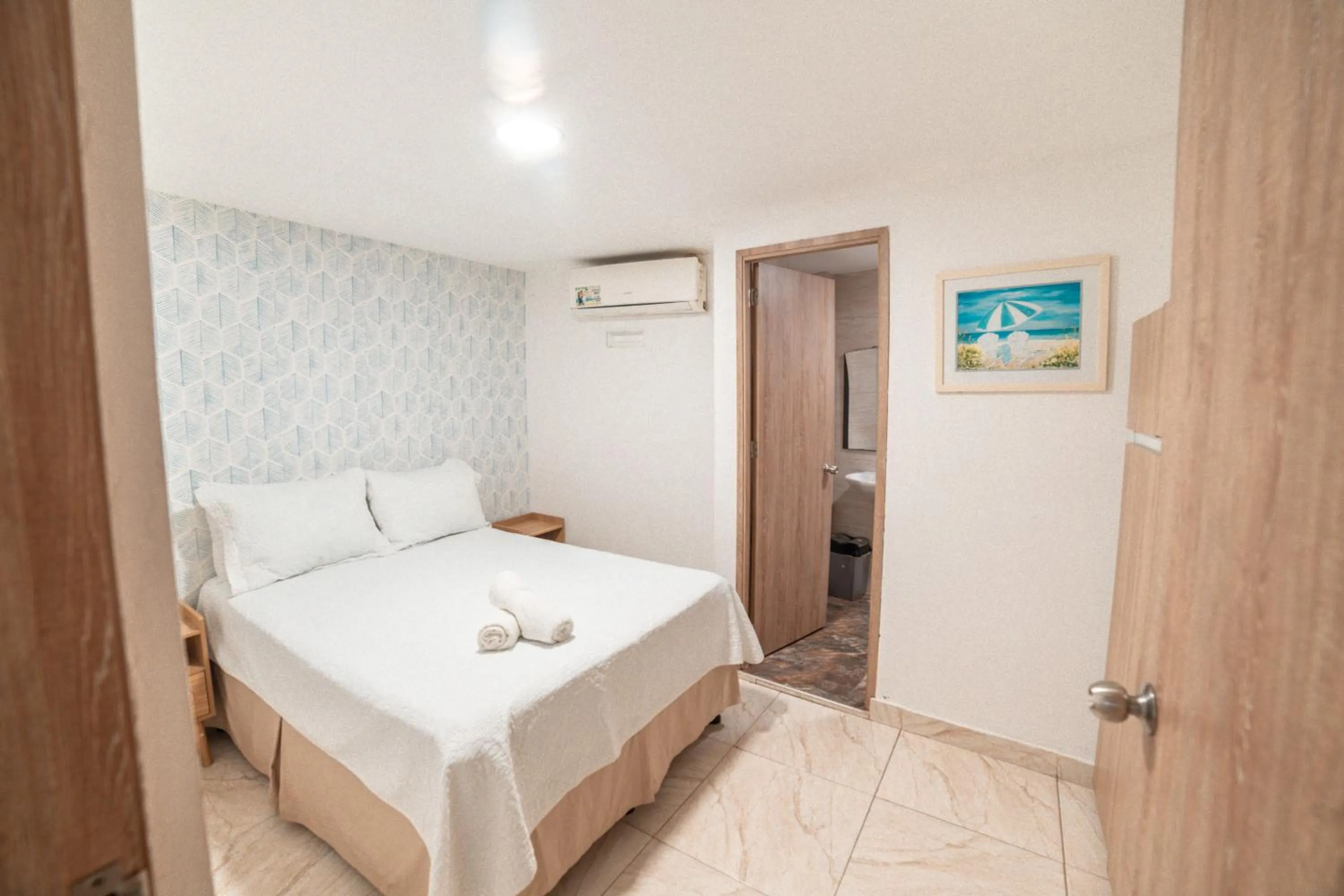 Bedroom, Bed in ZOJO MARiNA BAY