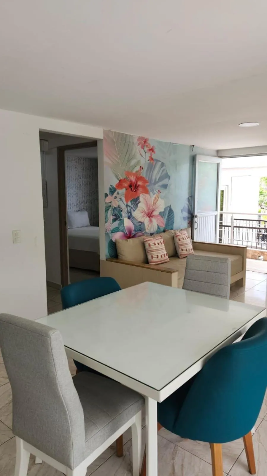 Dining area in ZOJO MARiNA BAY