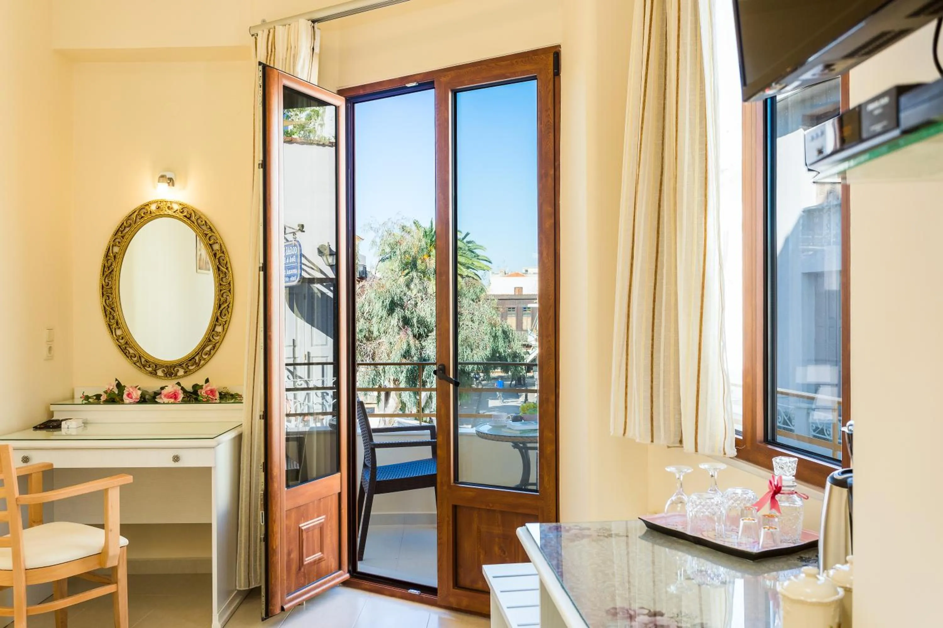 Photo of the whole room in Polyxenia Suites