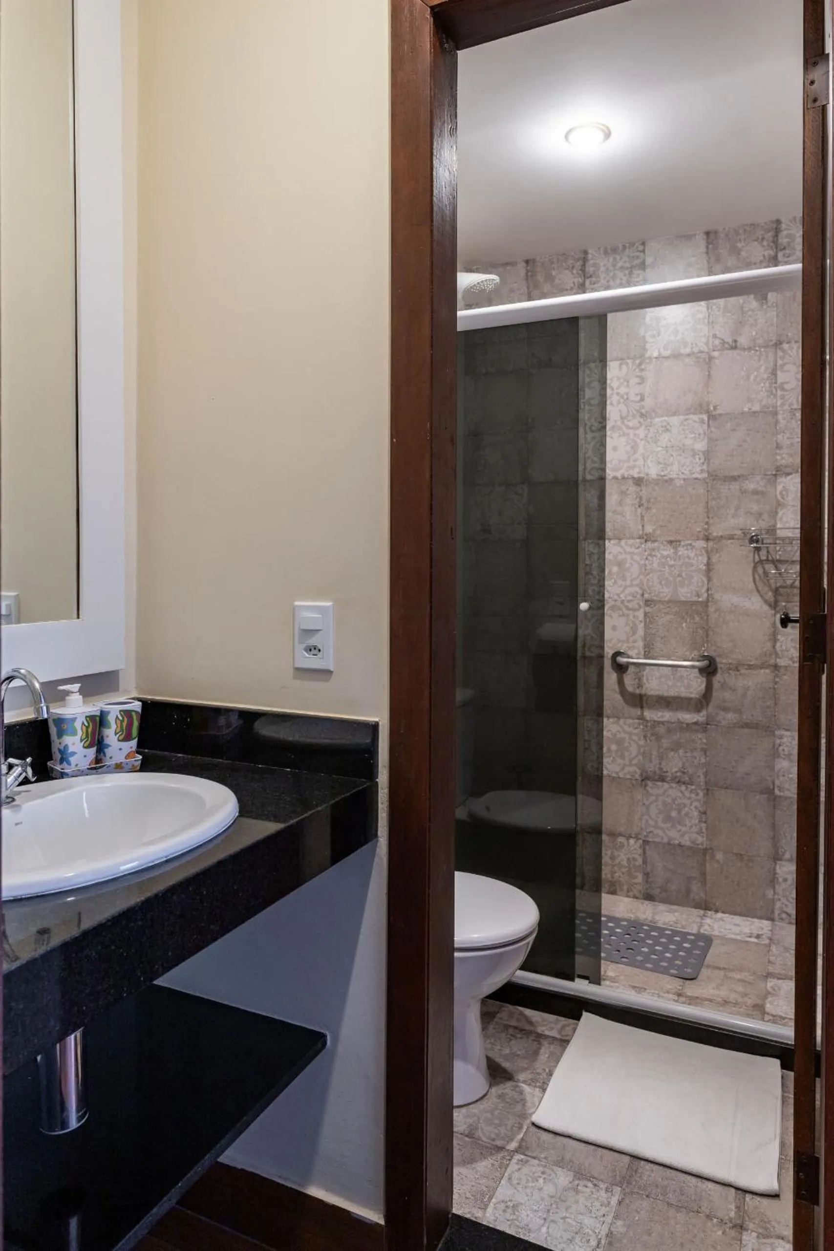 Bathroom in Apart Hotel Pet Friendly em Búzios