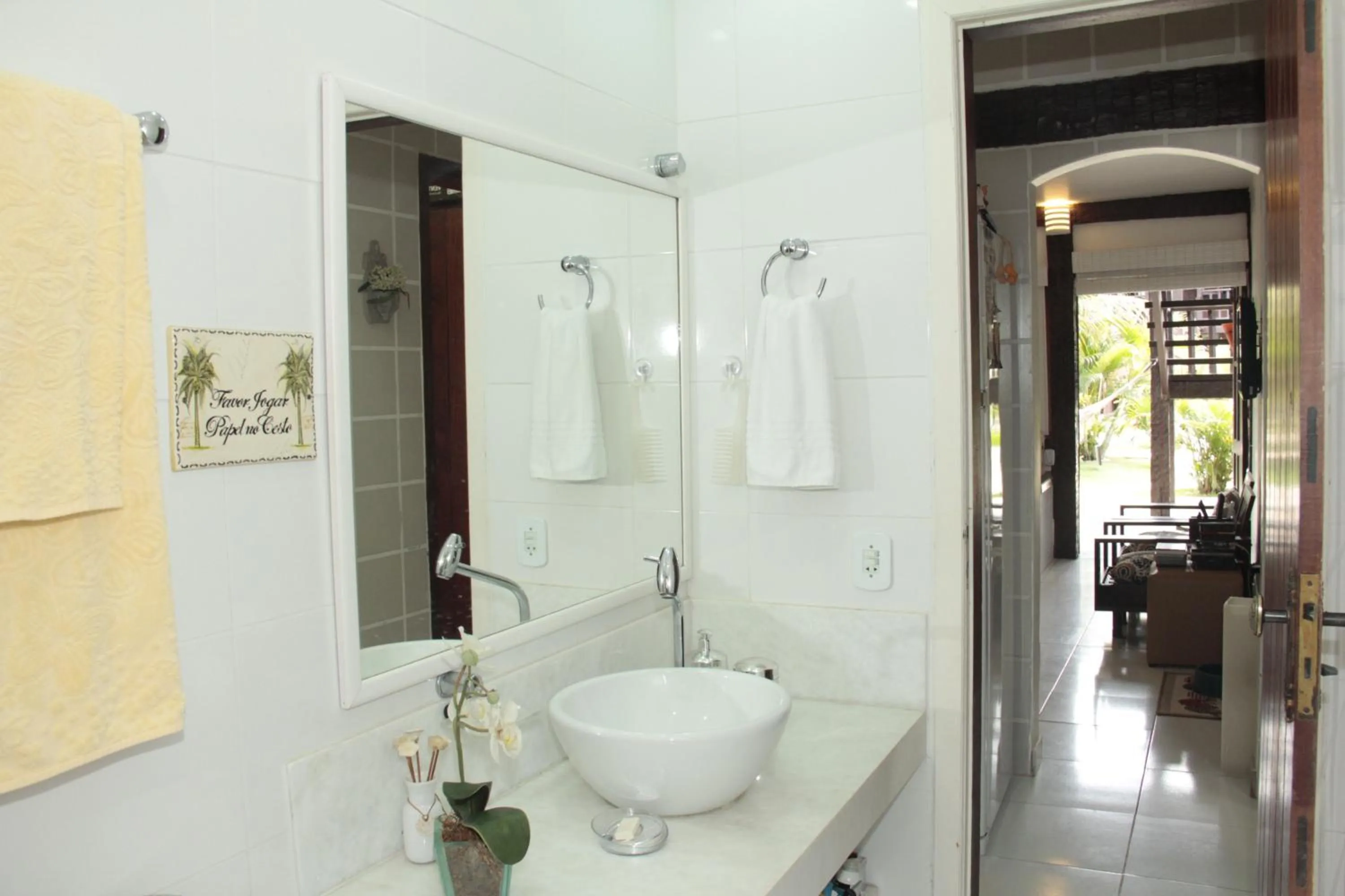 Shower in Apart Hotel Pet Friendly em Búzios