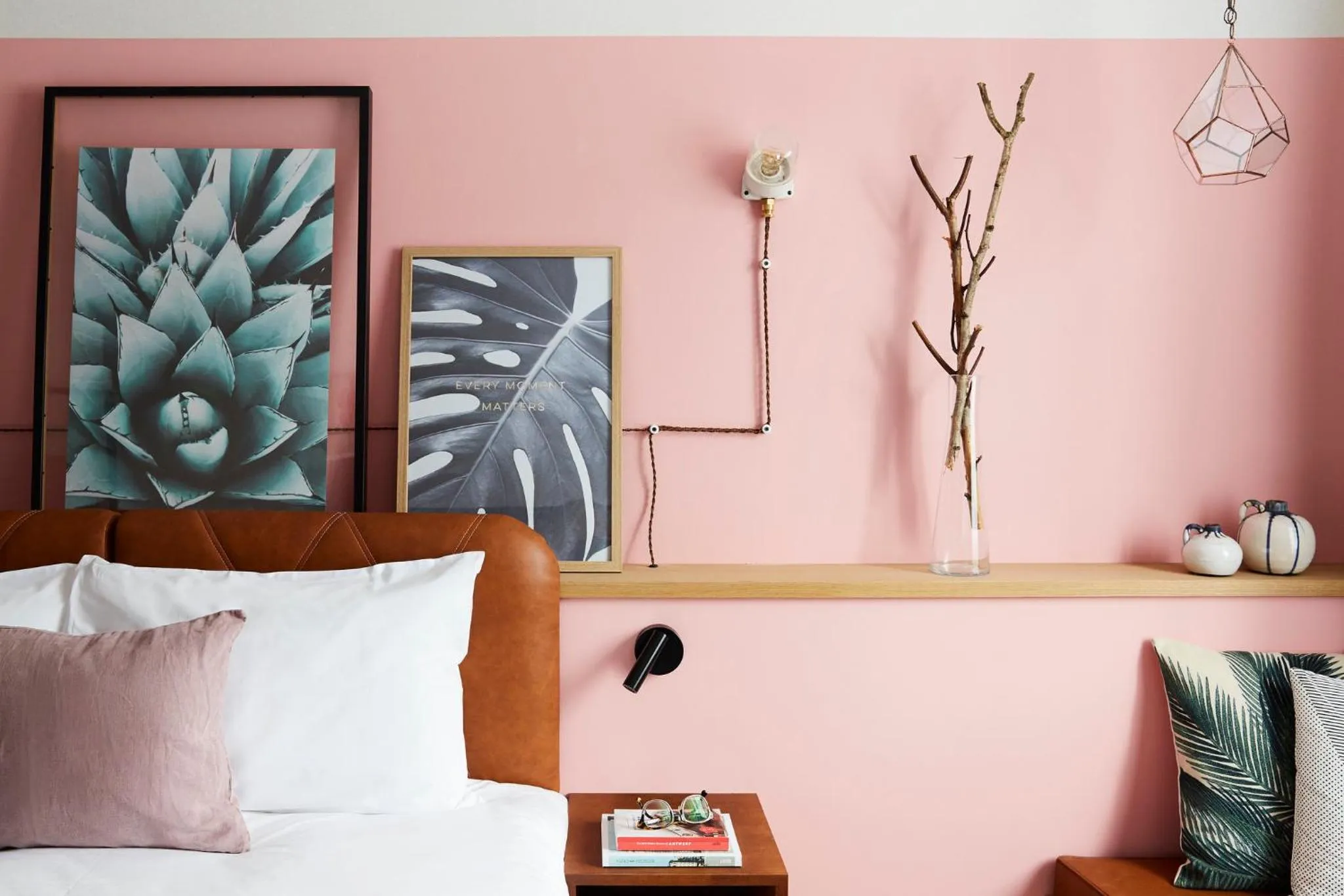 Photo of the whole room in Hotel Indigo Antwerp City Centre by IHG