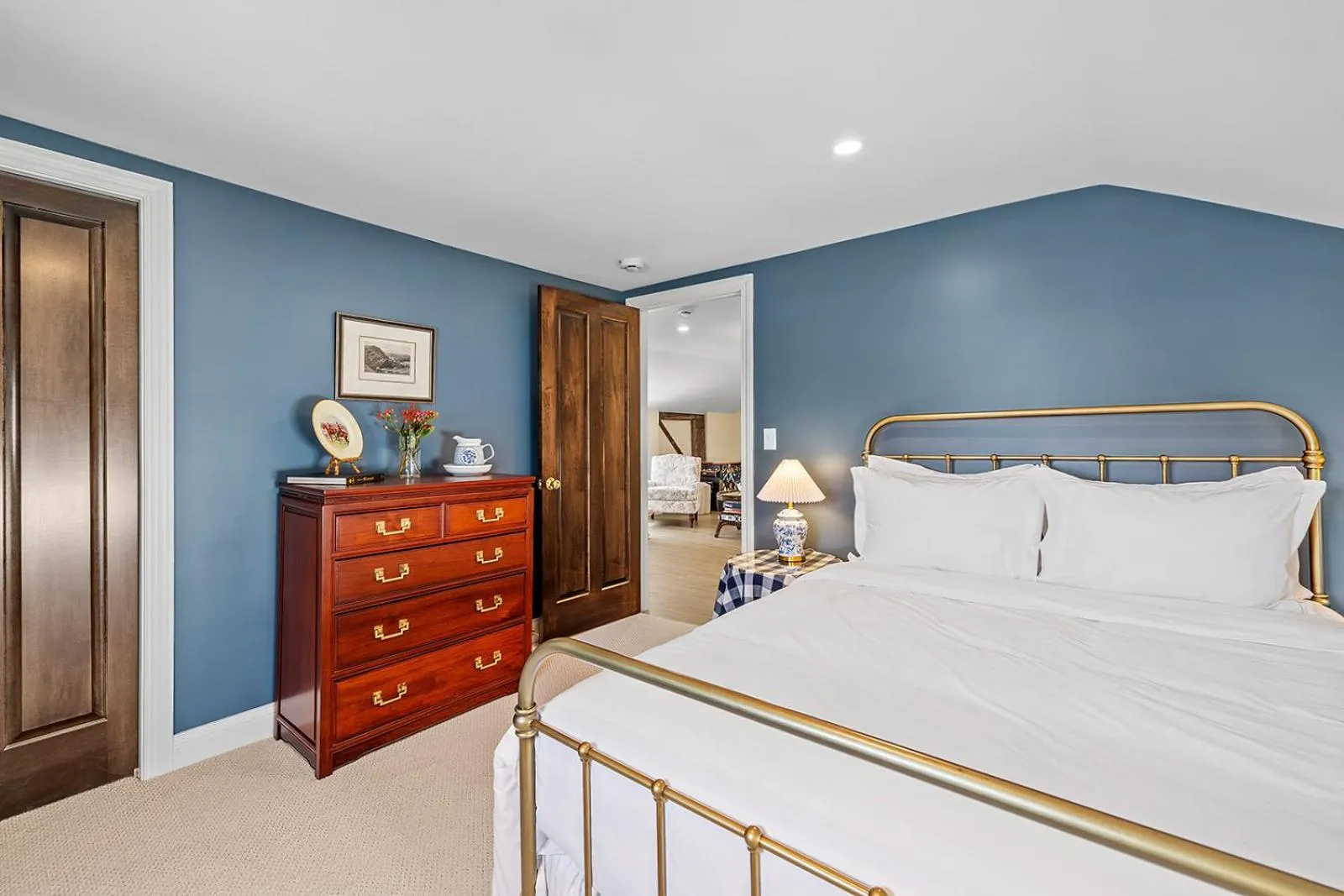 Bedroom, Bed in The Rochester Inn