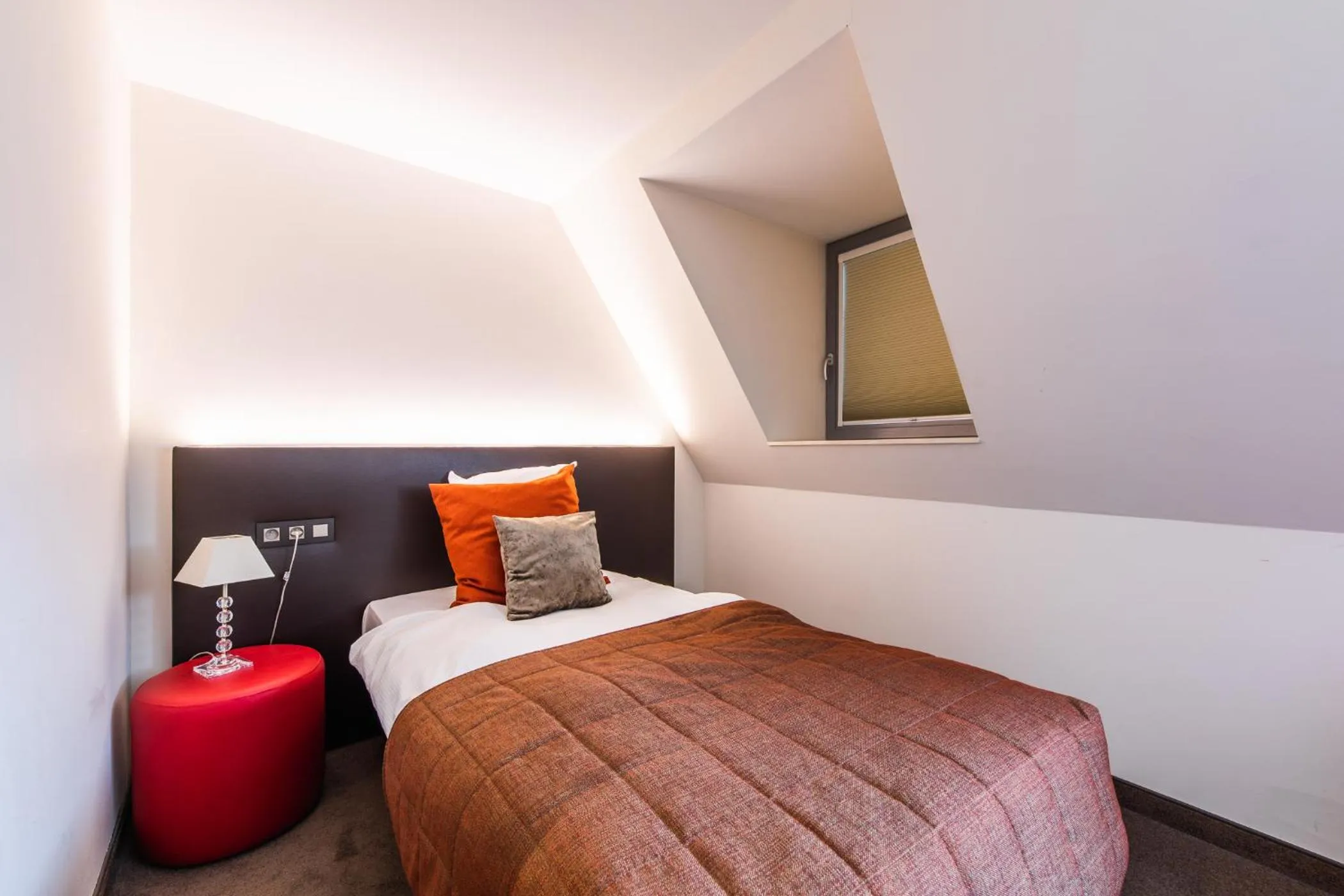 Bedroom, Bed in Hotel Malpertuus