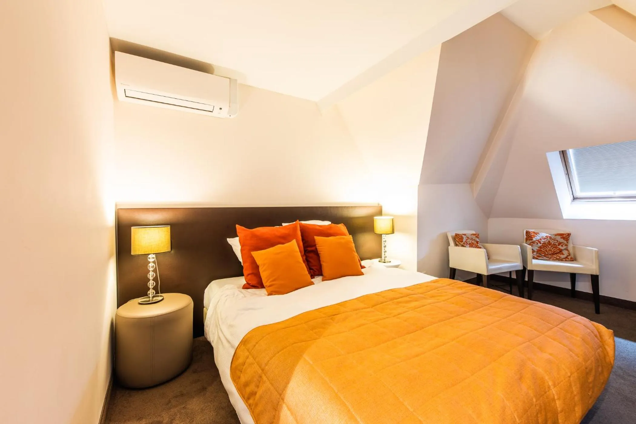 Bedroom, Bed in Hotel Malpertuus