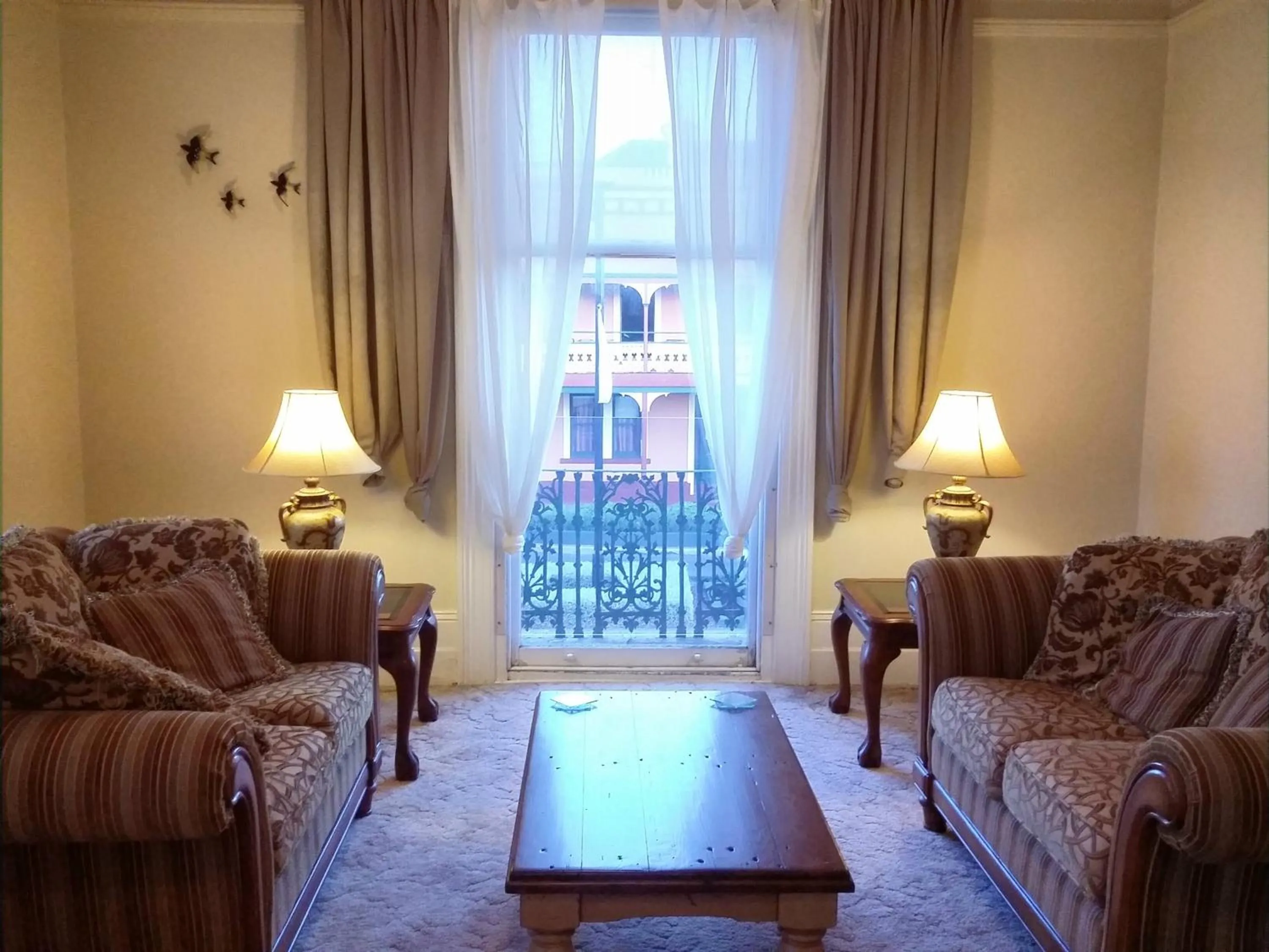 Living room in The Bank Guesthouse Glen Innes