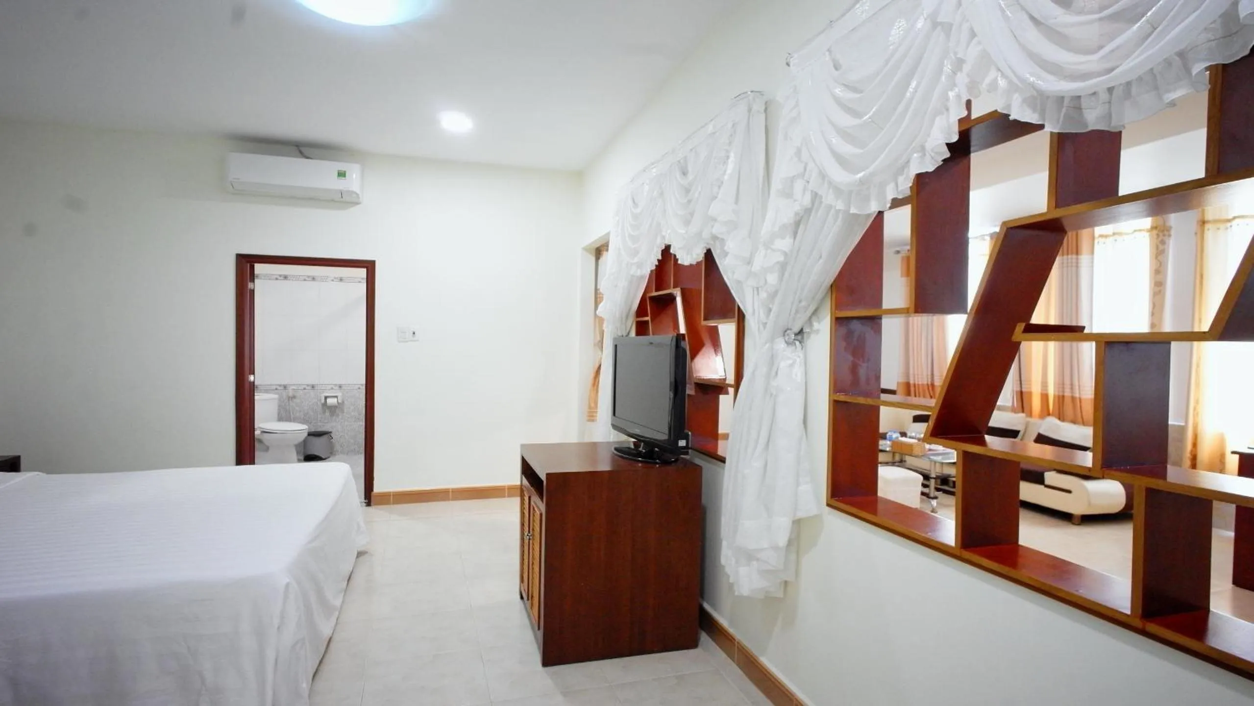 TV and multimedia, Bed in SÀI GÒN - BẠC LIÊU Hotel