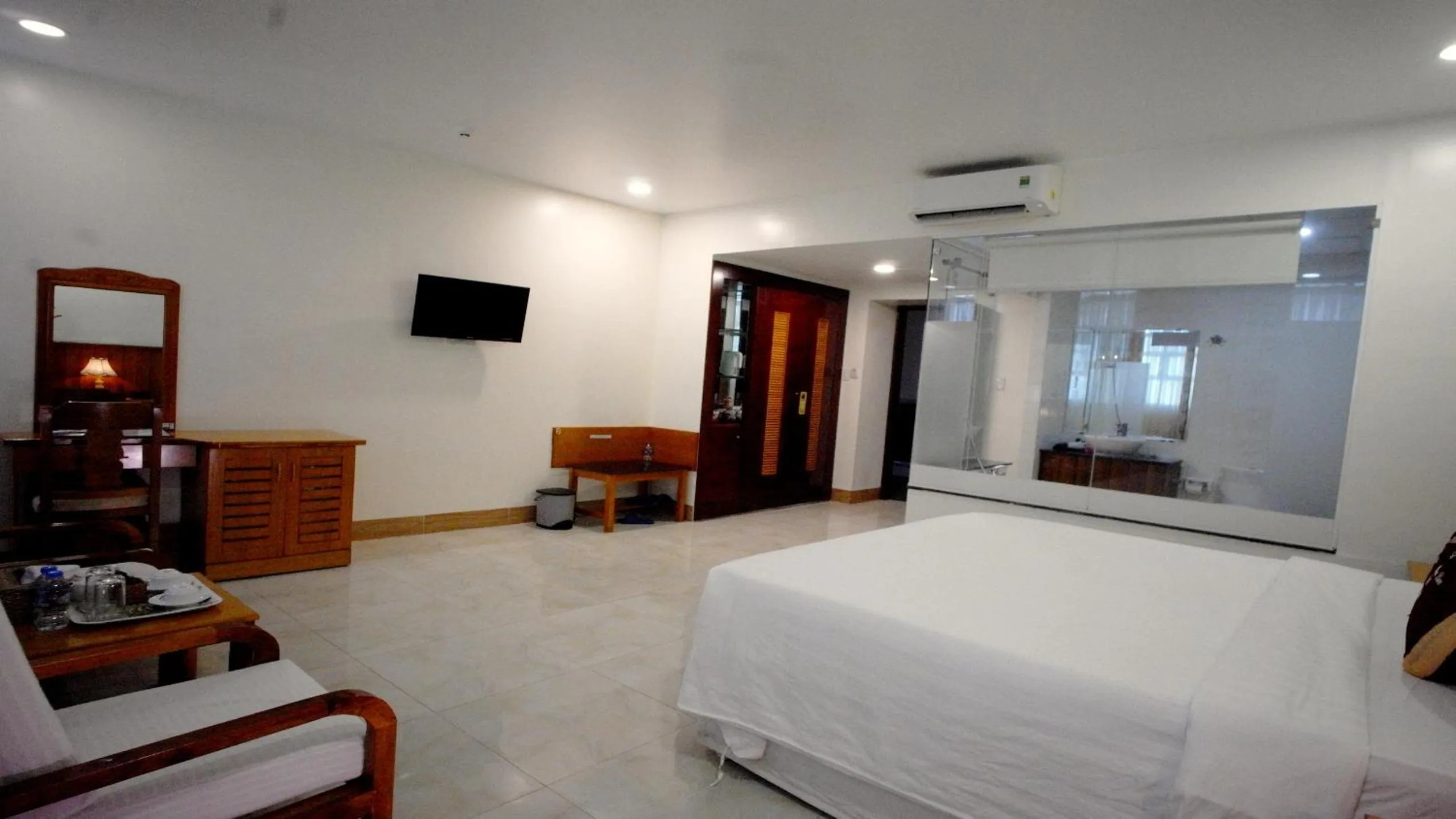 Photo of the whole room, Bed in SÀI GÒN - BẠC LIÊU Hotel
