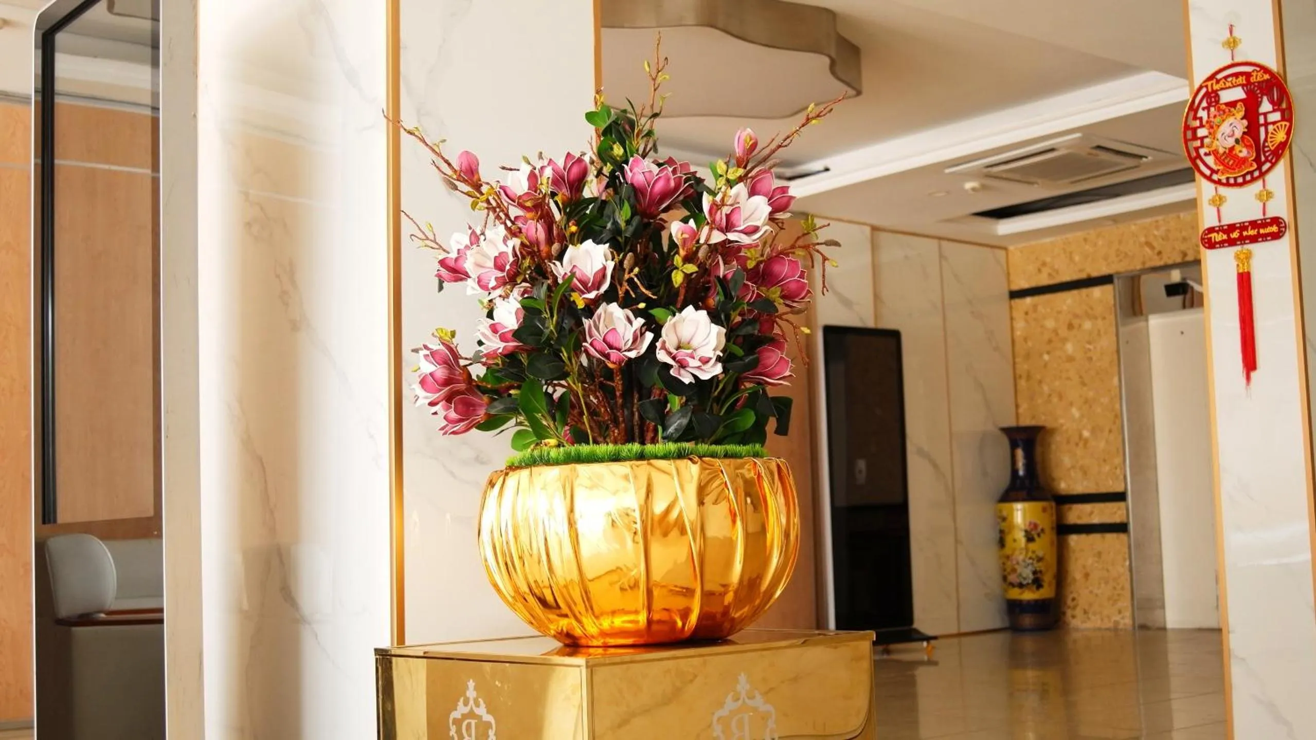 Decorative detail in SÀI GÒN - BẠC LIÊU Hotel