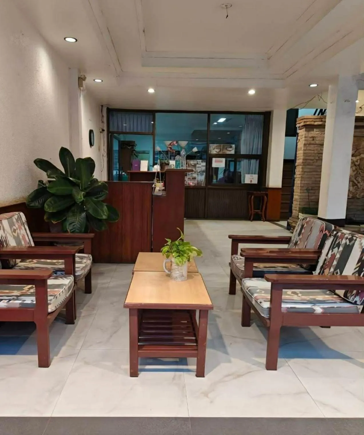 Lobby or reception in Smile Court Pattaya by Mike Group