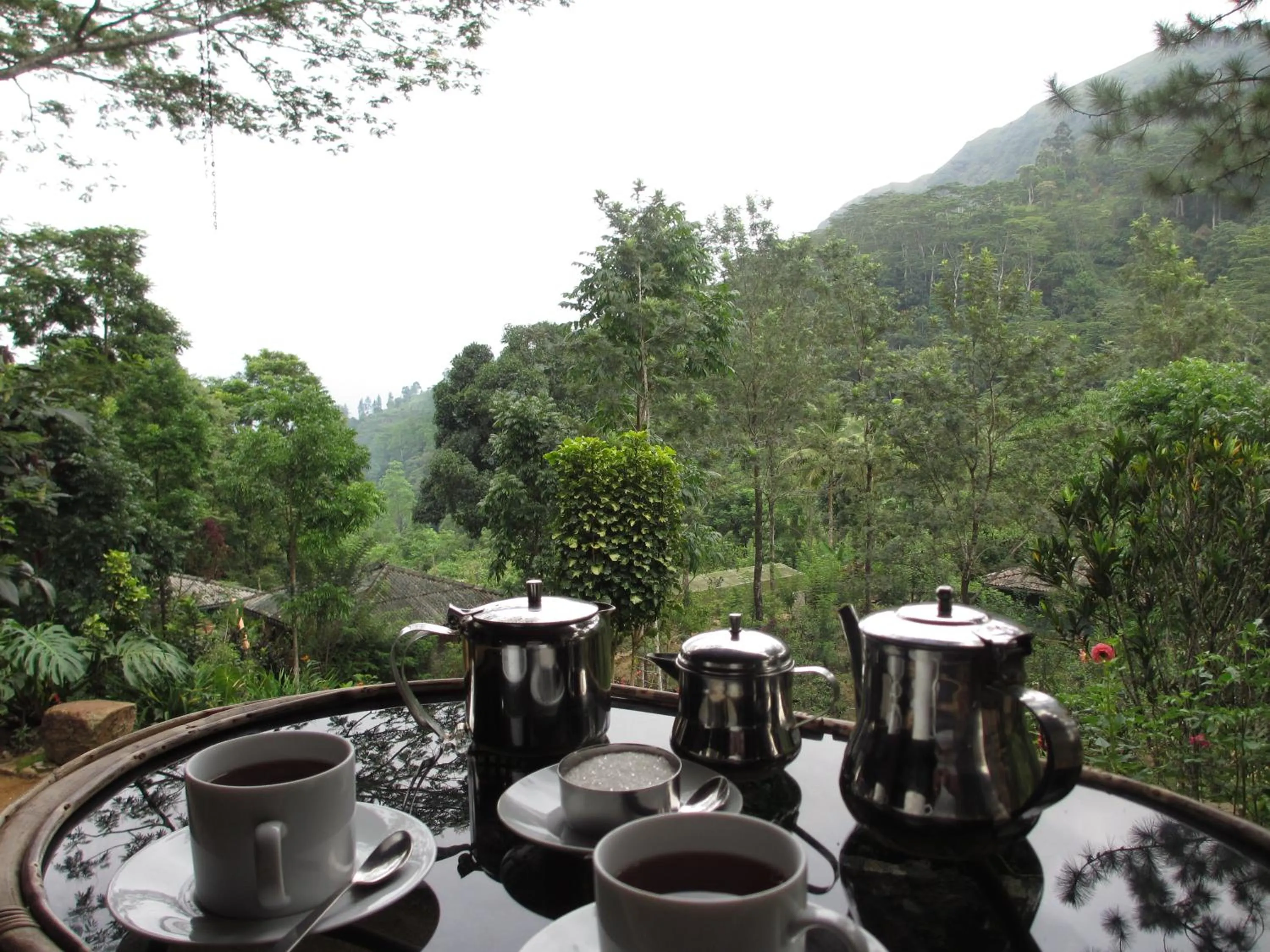 Mountain view in Maskeli Oya Family Park