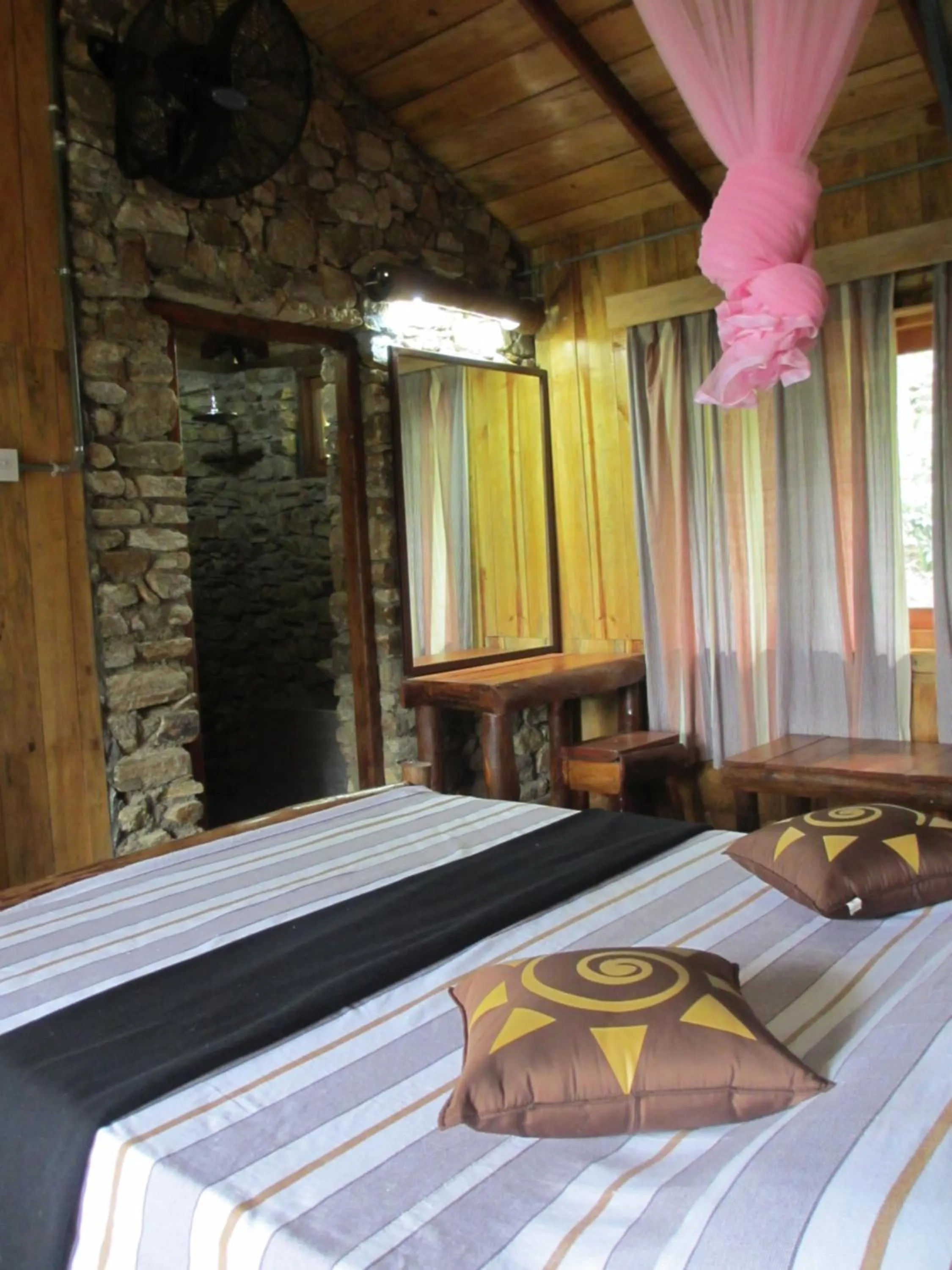 Bed in Maskeli Oya Family Park