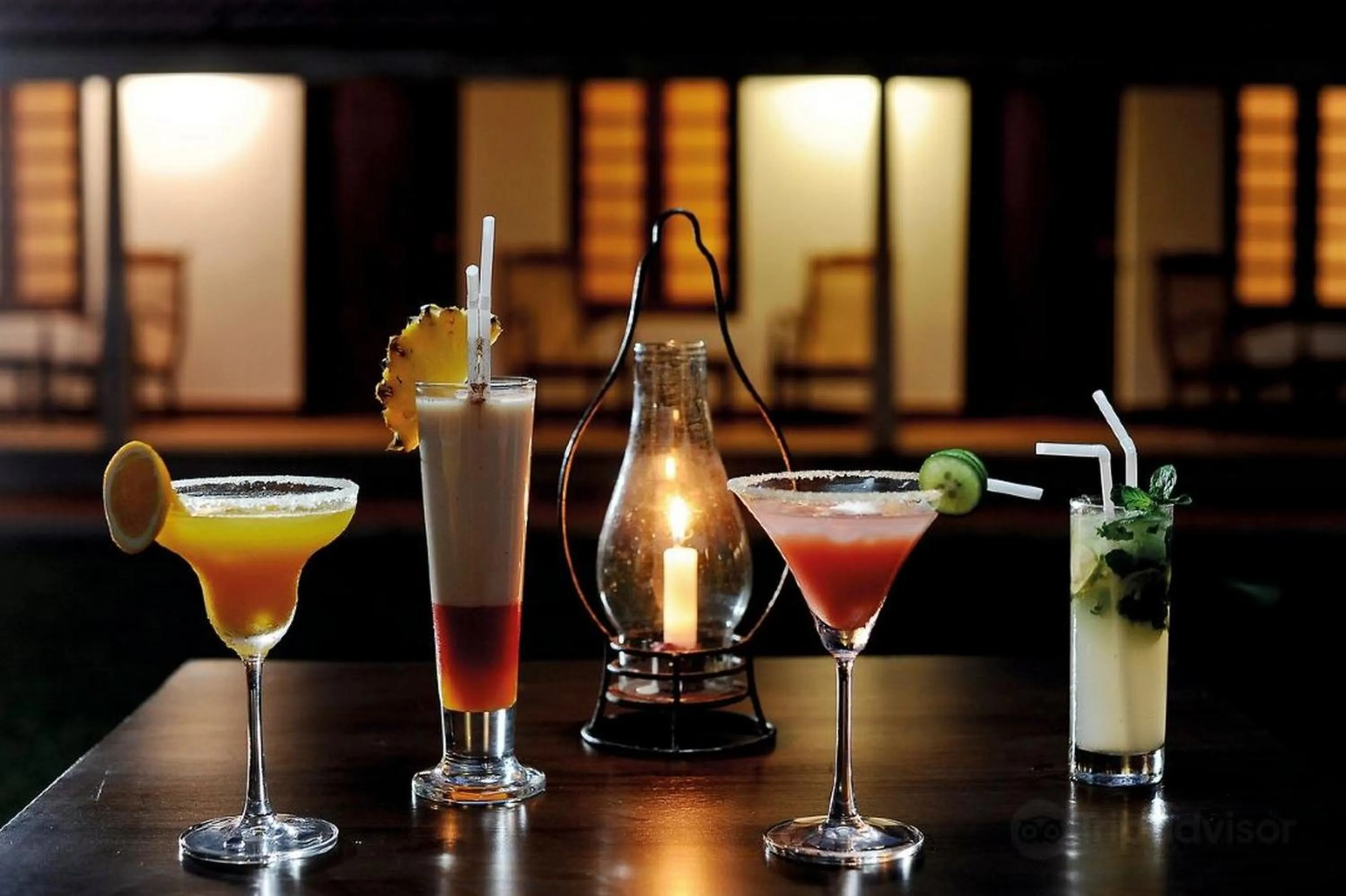 Drinks in EKHO Sigiriya - 700 meters to Sigiriya Rock