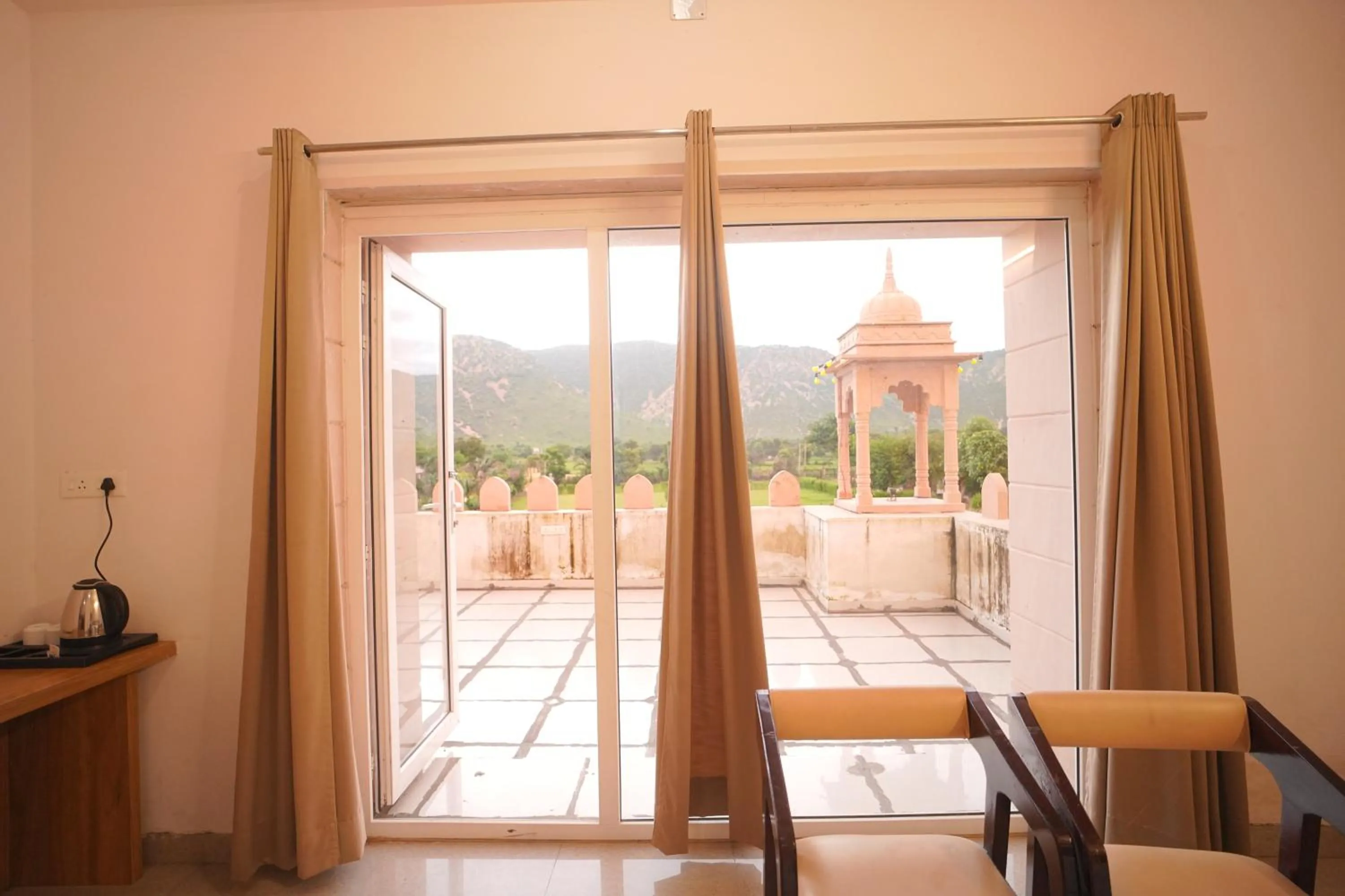 Dhawala Resort By Aamod