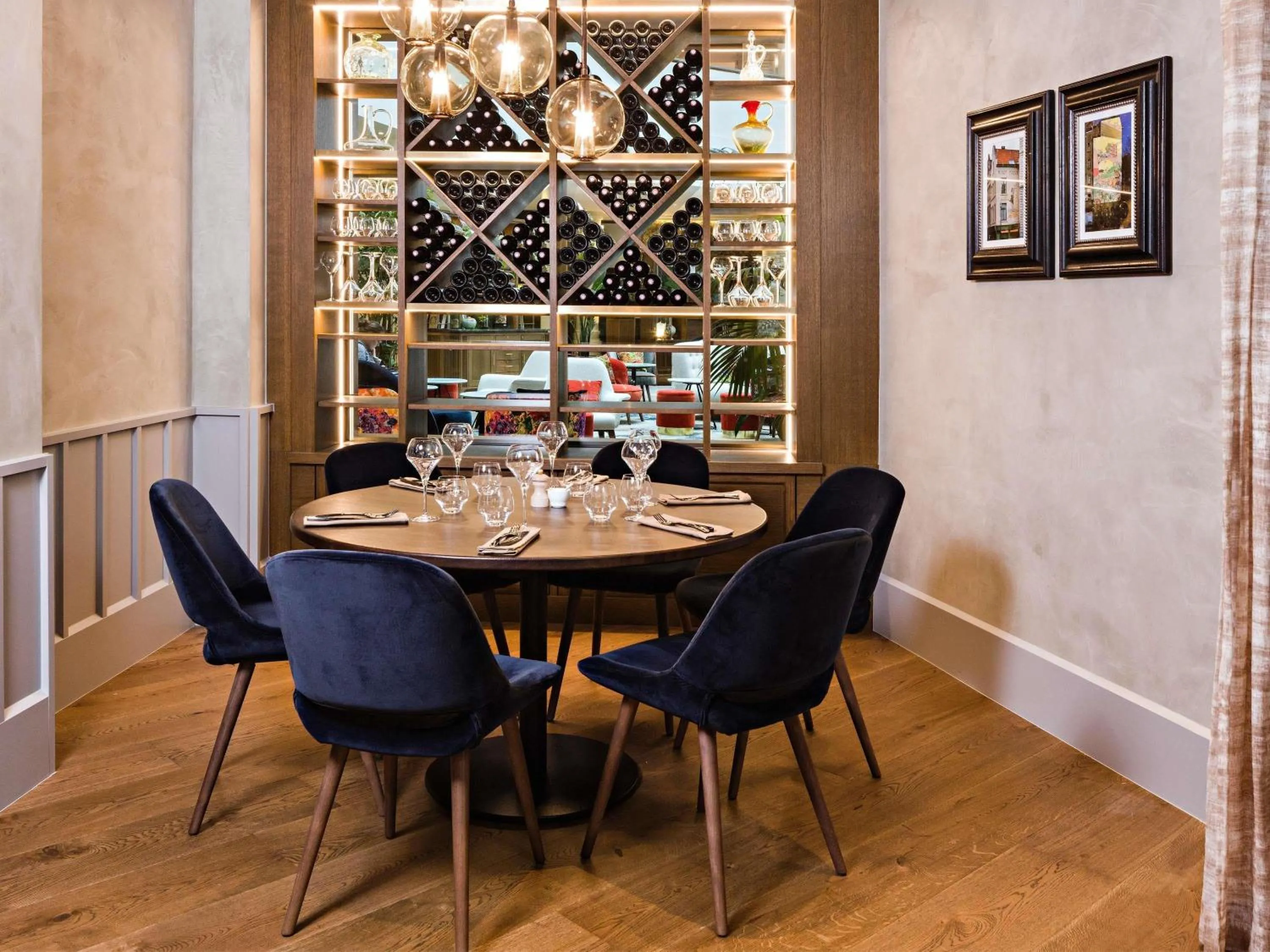 Restaurant/places to eat in Sofitel Brussels Europe