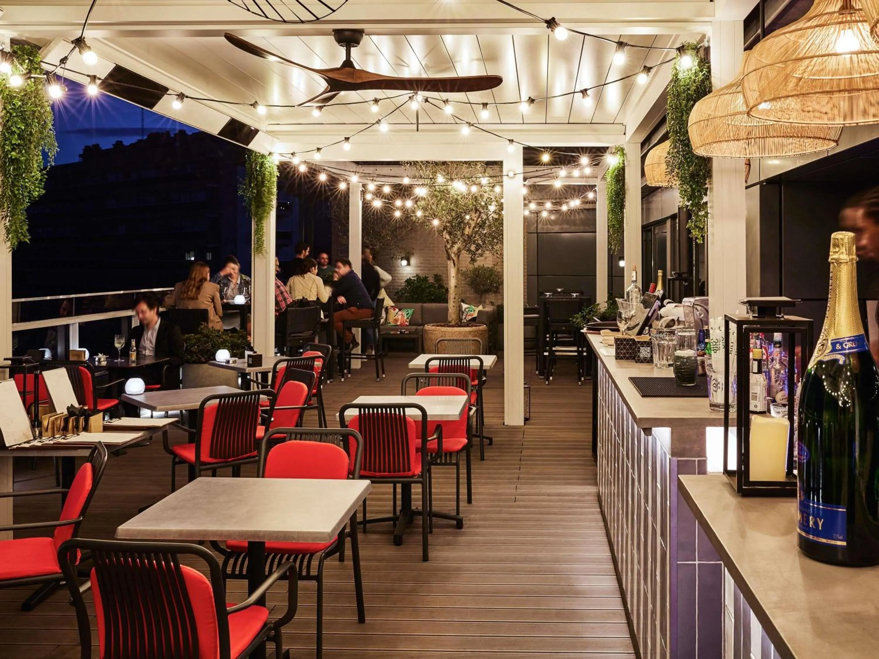 Lounge or bar in Sofitel Brussels Europe