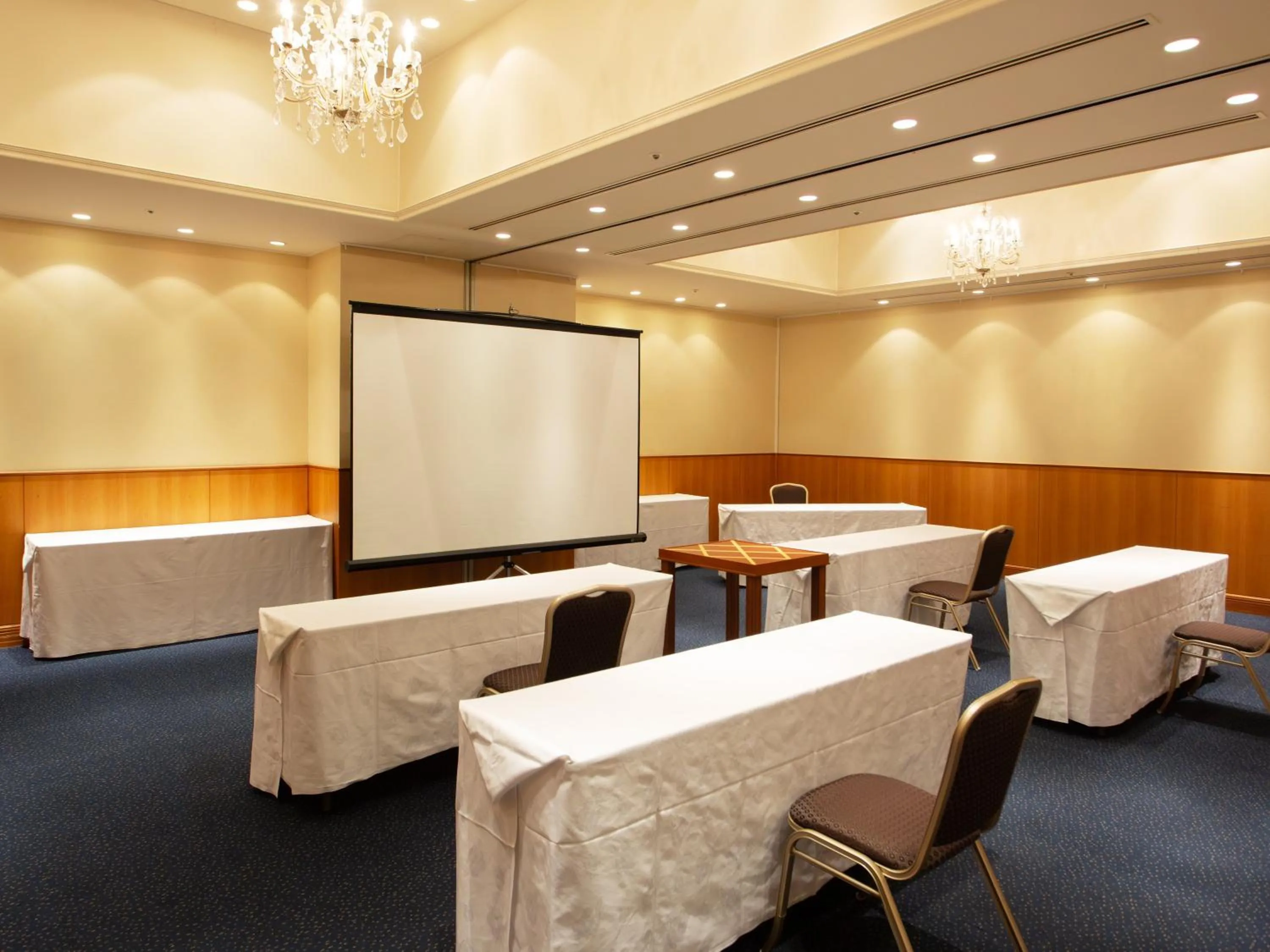 Meeting/conference room in Iwaki Washington Hotel