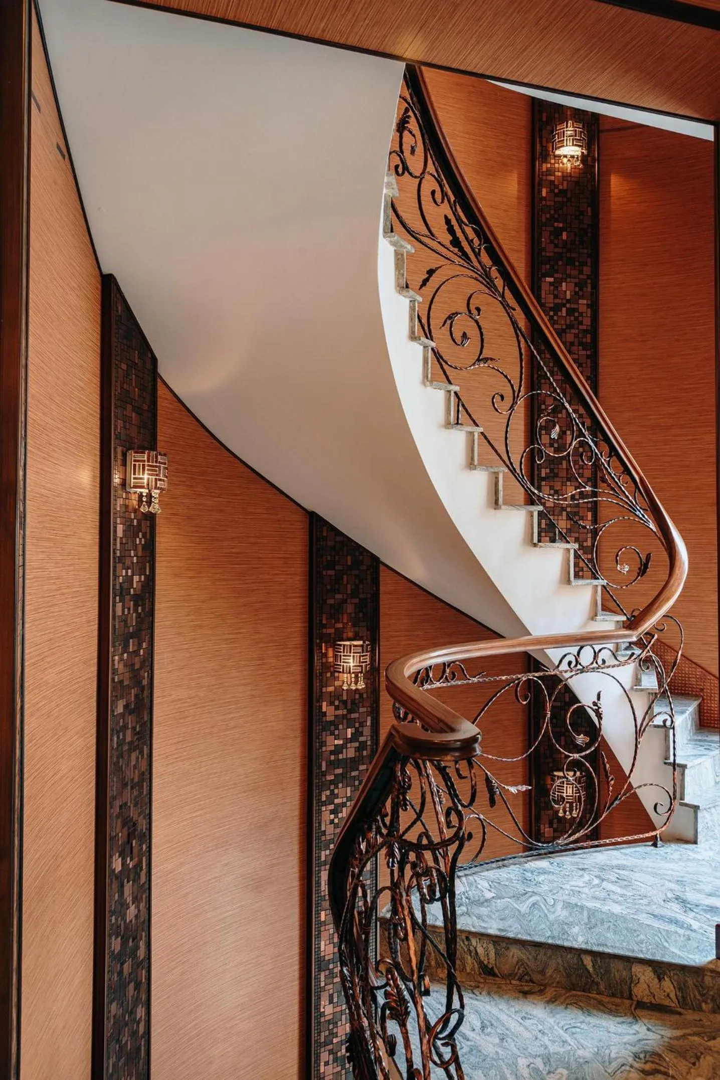 Lobby or reception in Bayil Breeze Hotel & Restaurant