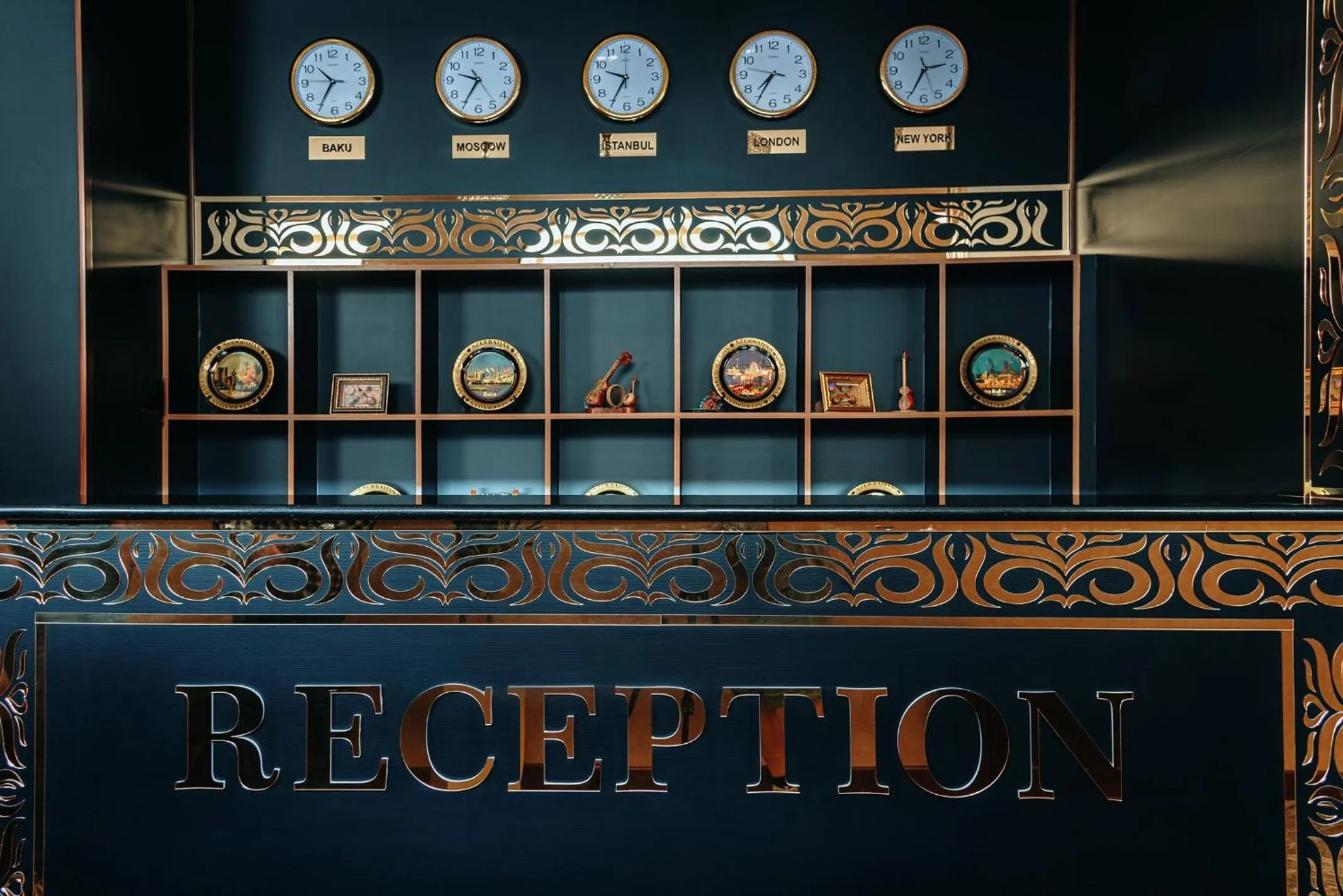 Communal lounge/ TV room in Bayil Breeze Hotel & Restaurant