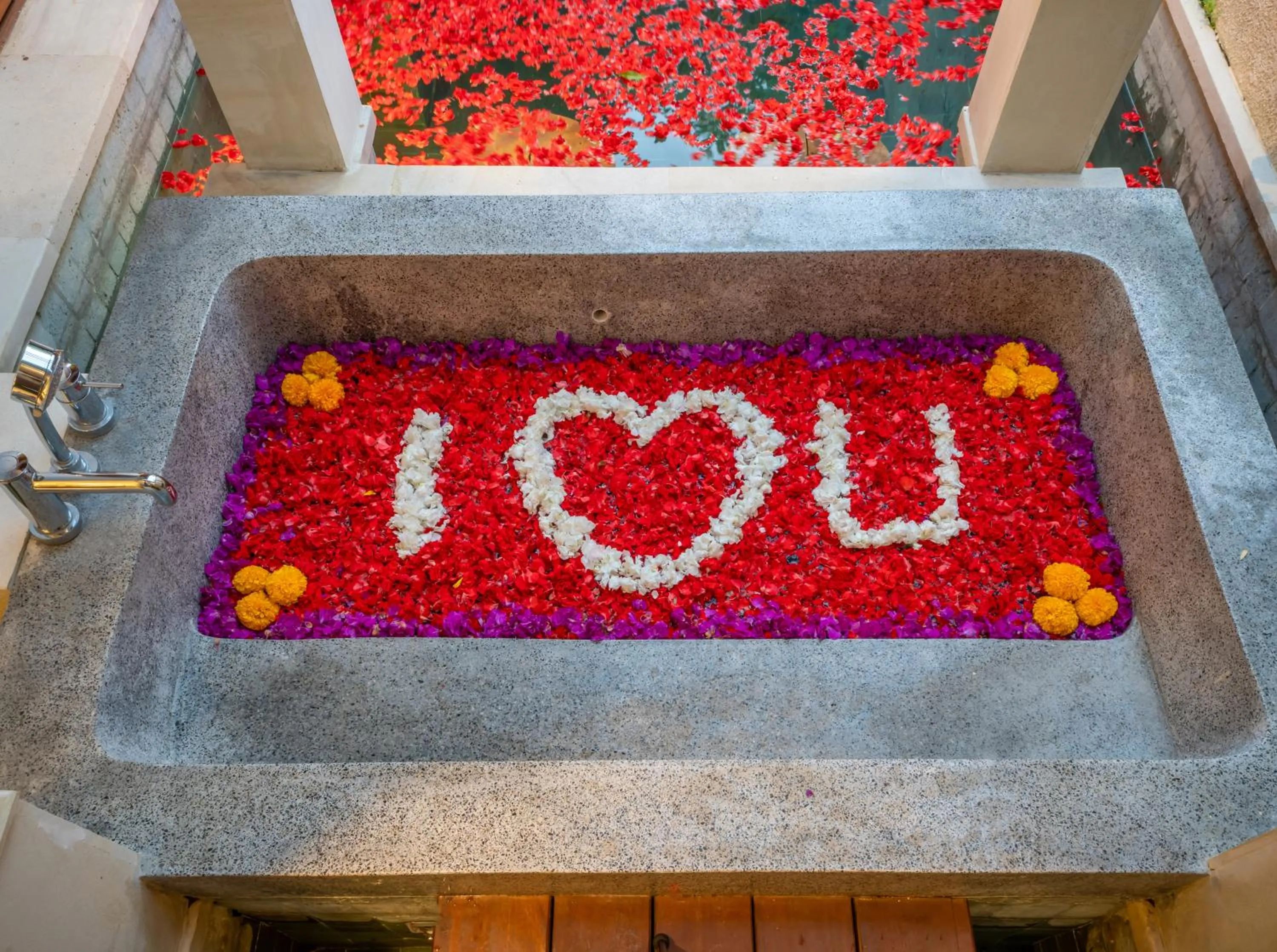 Bath in Sithala Villa Seminyak