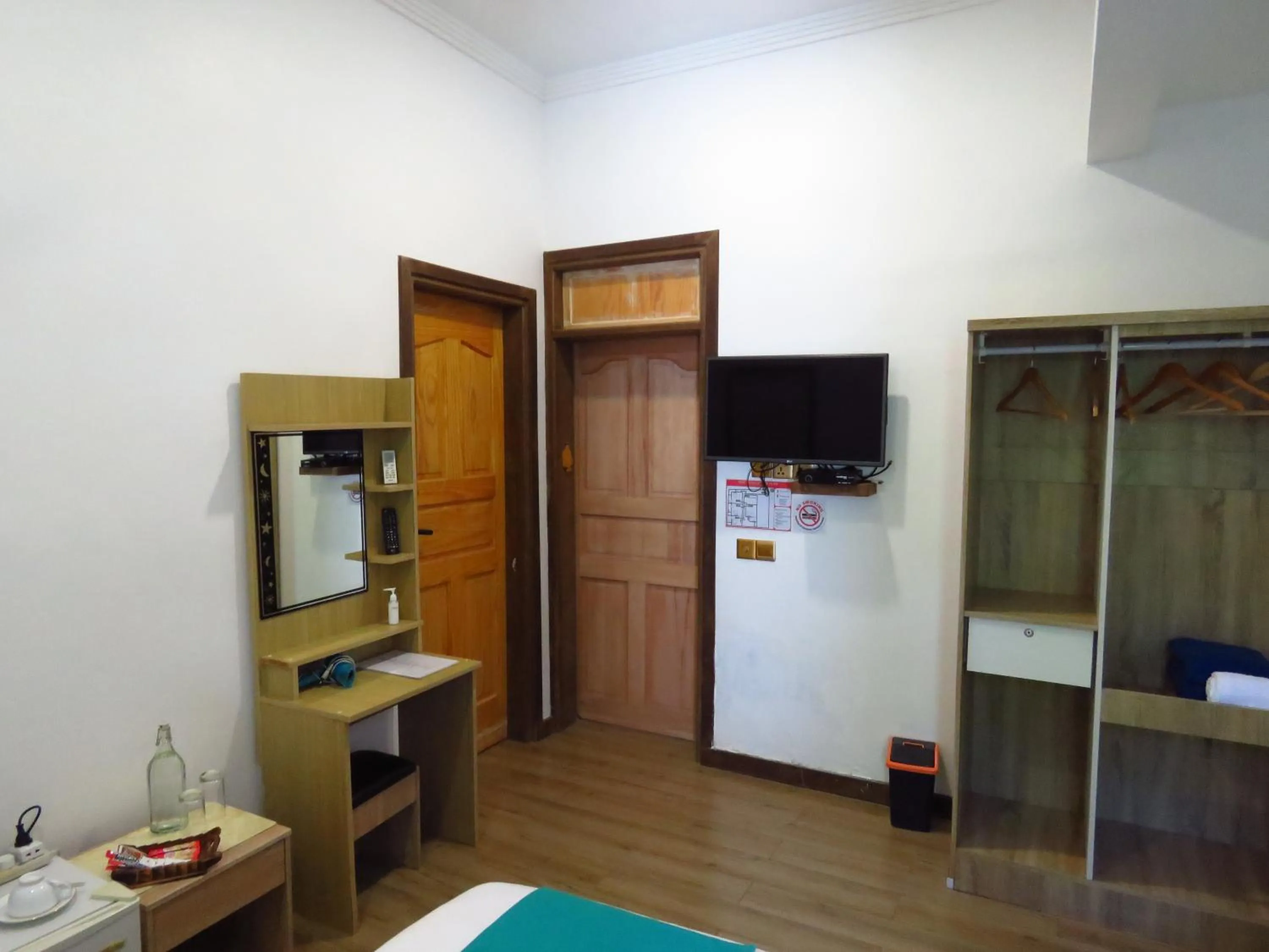 TV and multimedia in The Sunrise Huraa