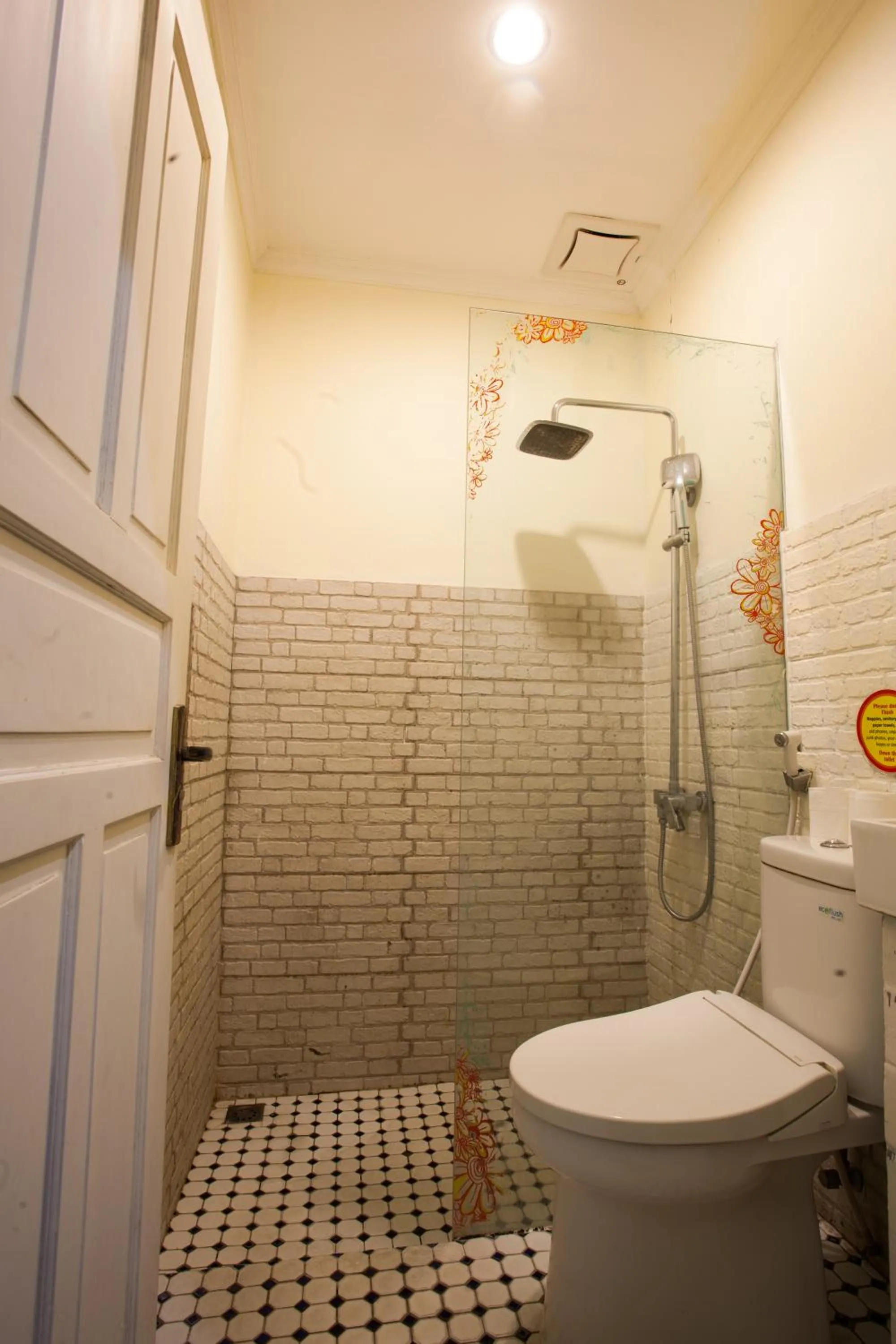 Toilet in Happy Buddha Yogyakarta