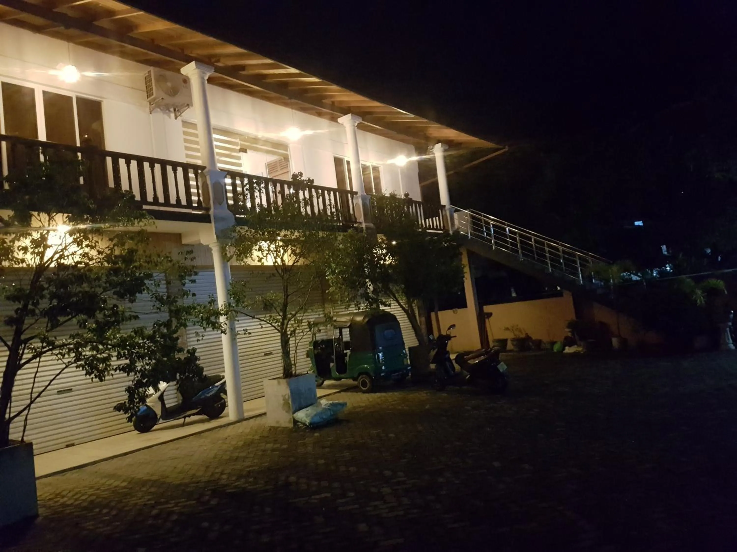 Property building in GG Lodge Mirissa