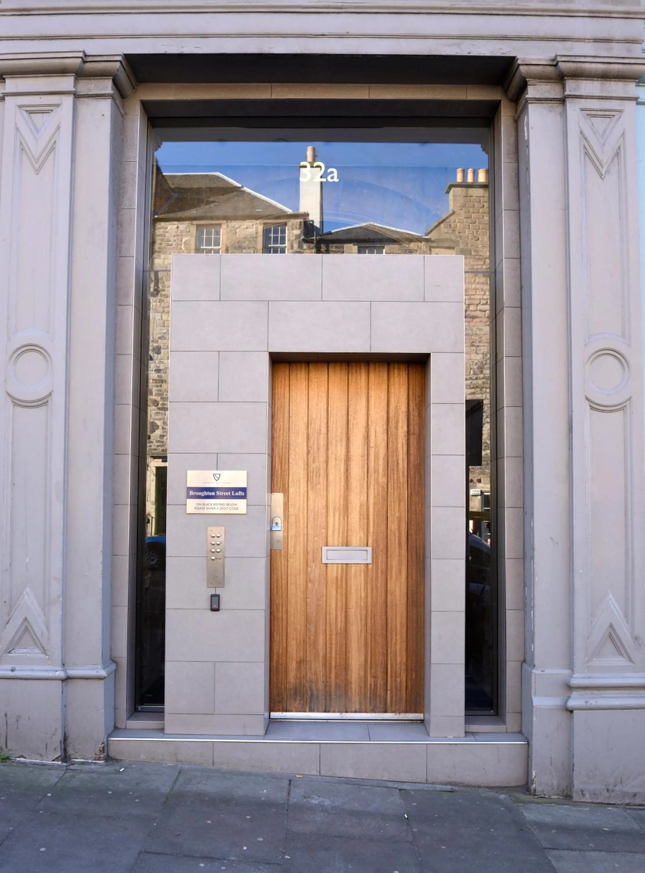 Facade/entrance in Destiny Scotland - Broughton St Lofts