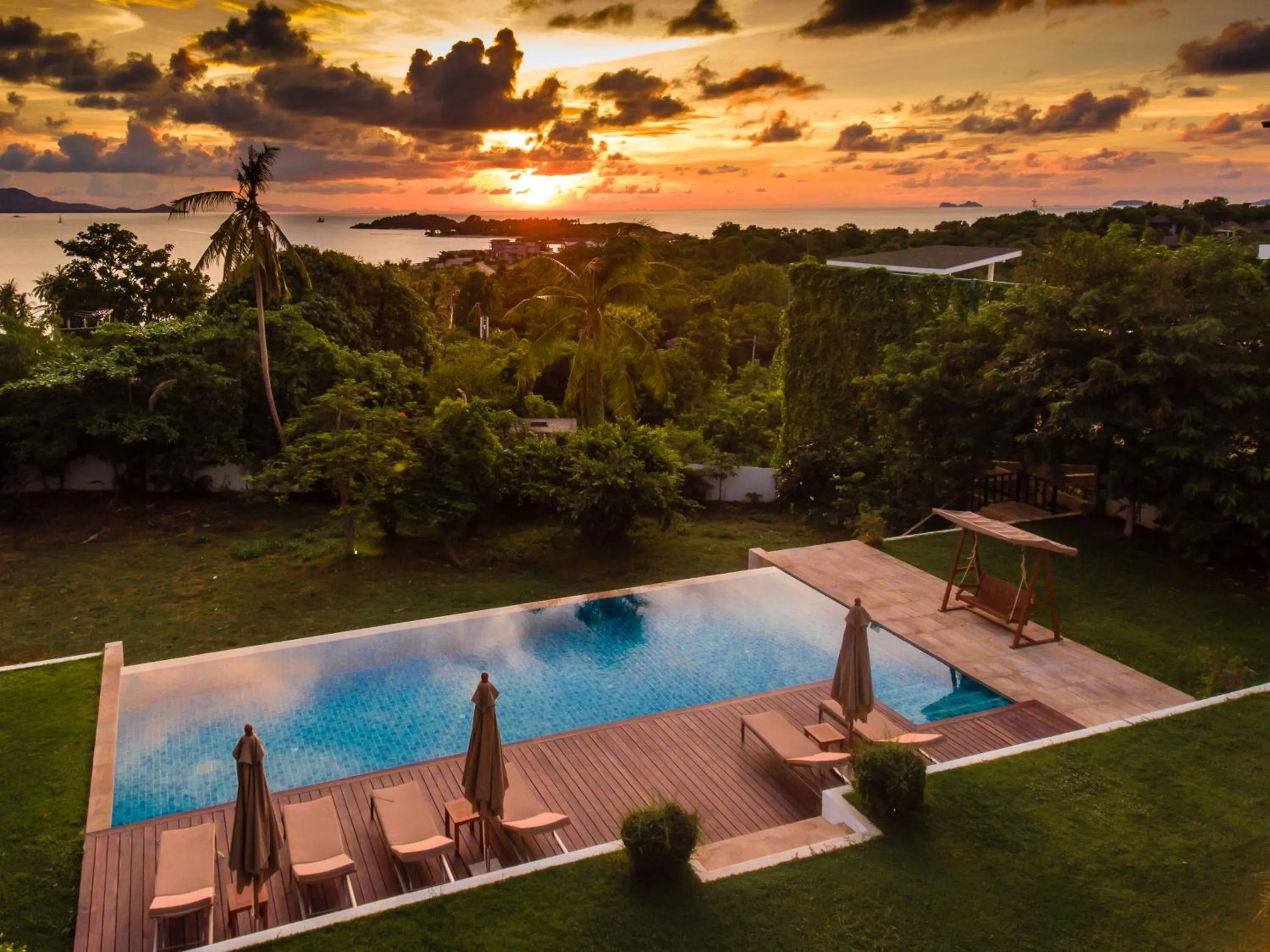 Sunset in Baan Apsara - Stunning Sea View 3 Bed Pool Villa