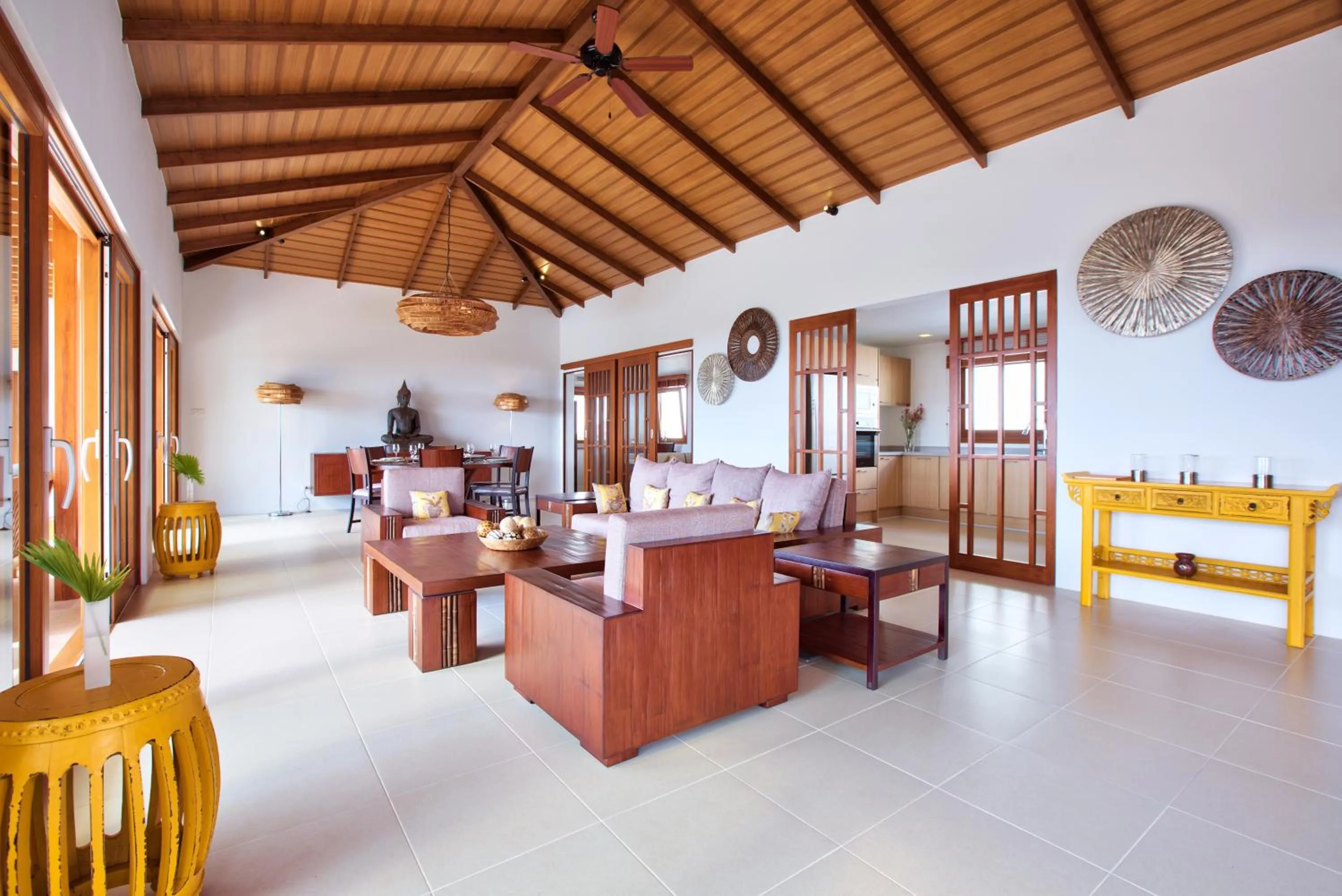 Living room in Baan Apsara - Stunning Sea View 3 Bed Pool Villa