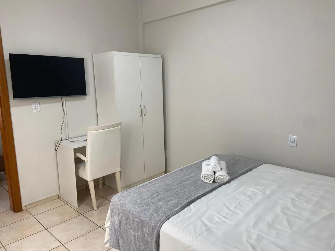 TV and multimedia, Bed in Apart Victoria