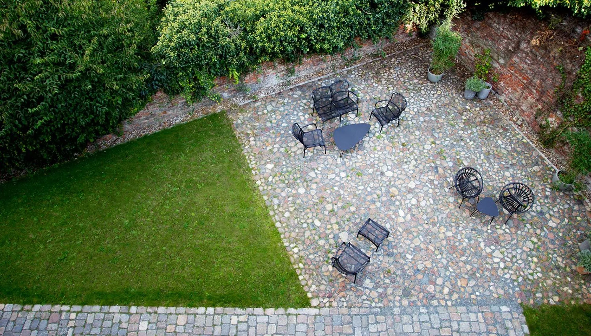 Bird's eye view in August The Boardinghouse