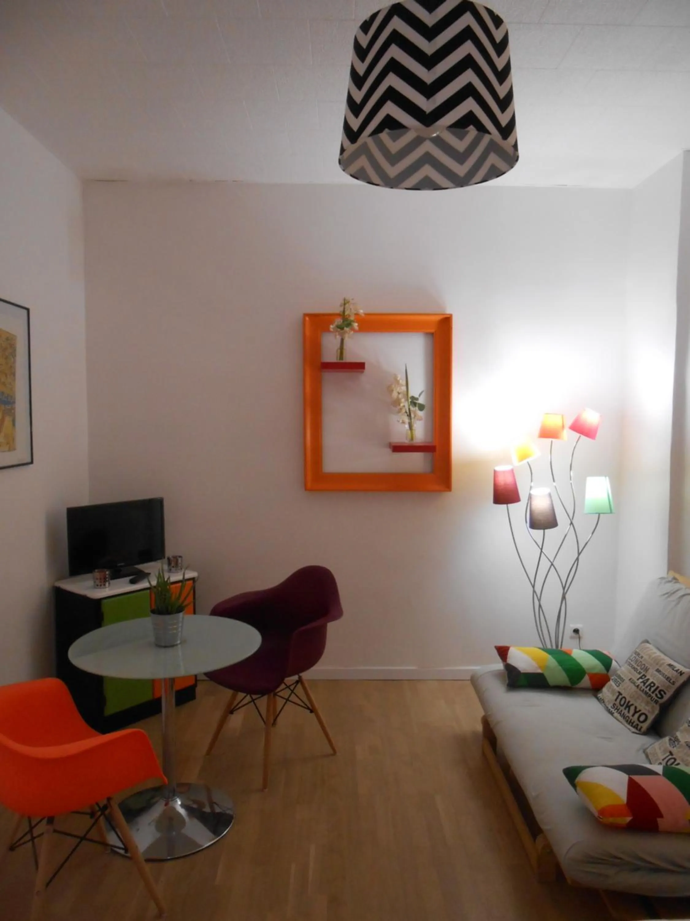 Photo of the whole room in Casa Ammirati Marseille