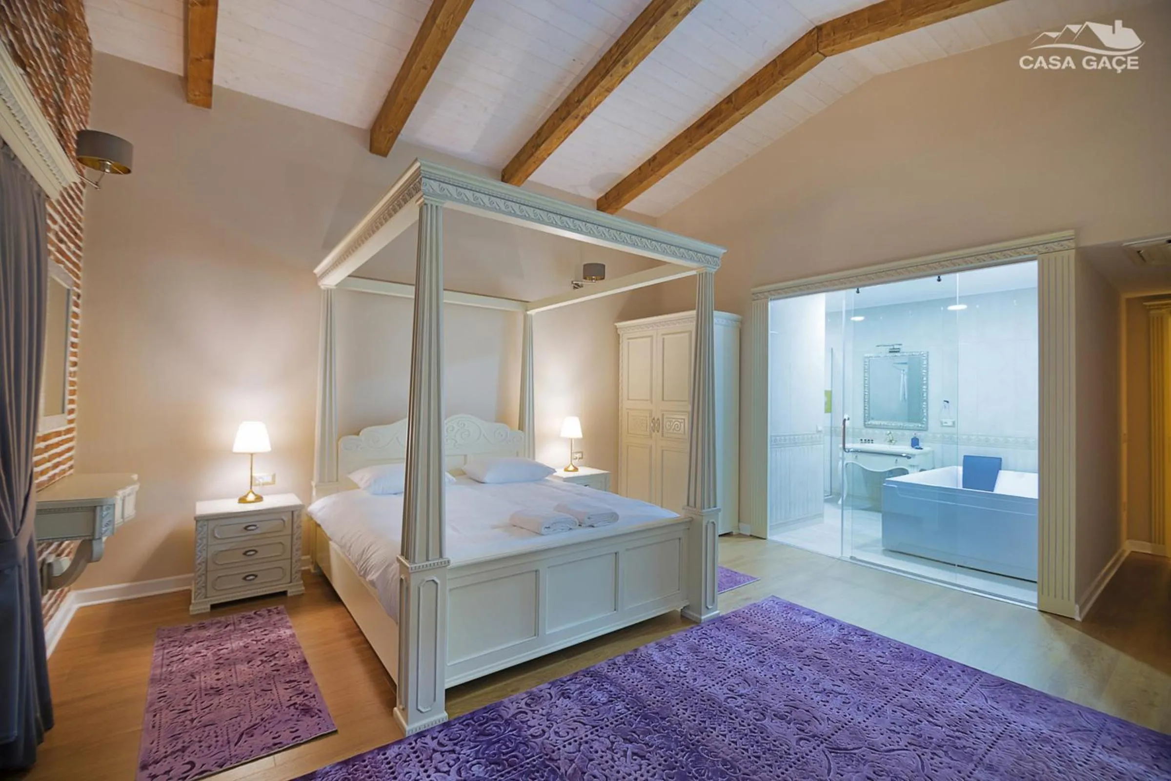 Bed in Casa Gaçe Hotel