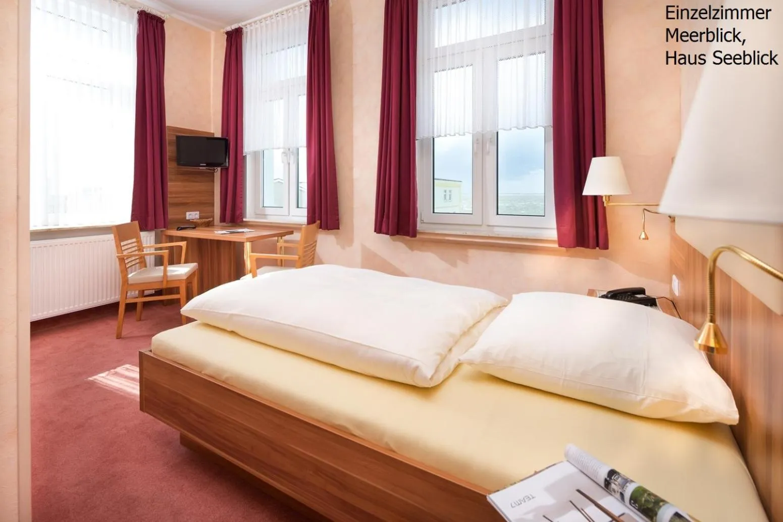 Photo of the whole room, Bed in Haus Seeblick